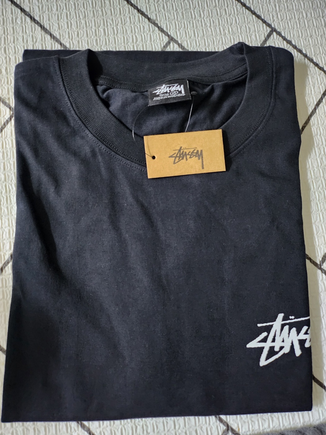 Stussy Kittens T-Shirt Black 착용 스타일 - 1