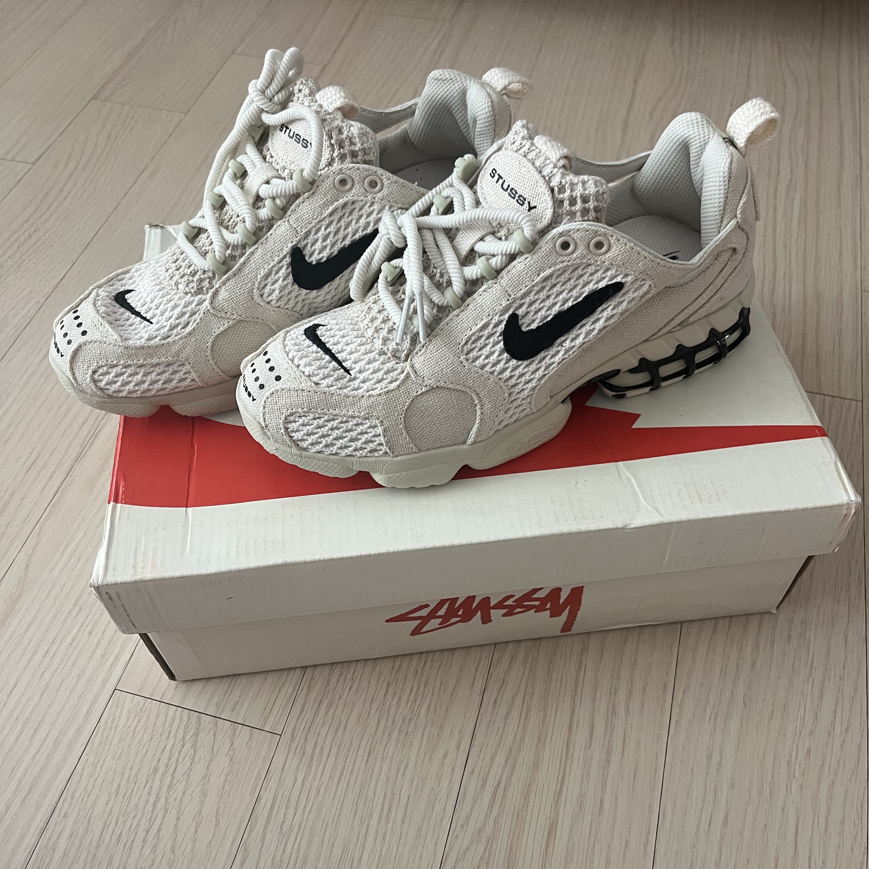 Nike x Stussy Air Zoom Spiridon Cage 2 Fossil 착용 스타일