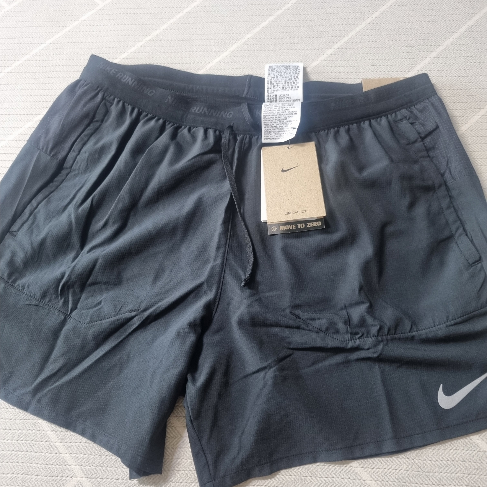 Nike Dri-Fit Stride 5 Inch Brief Lined Running Shorts Black - Asia 착용 스타일