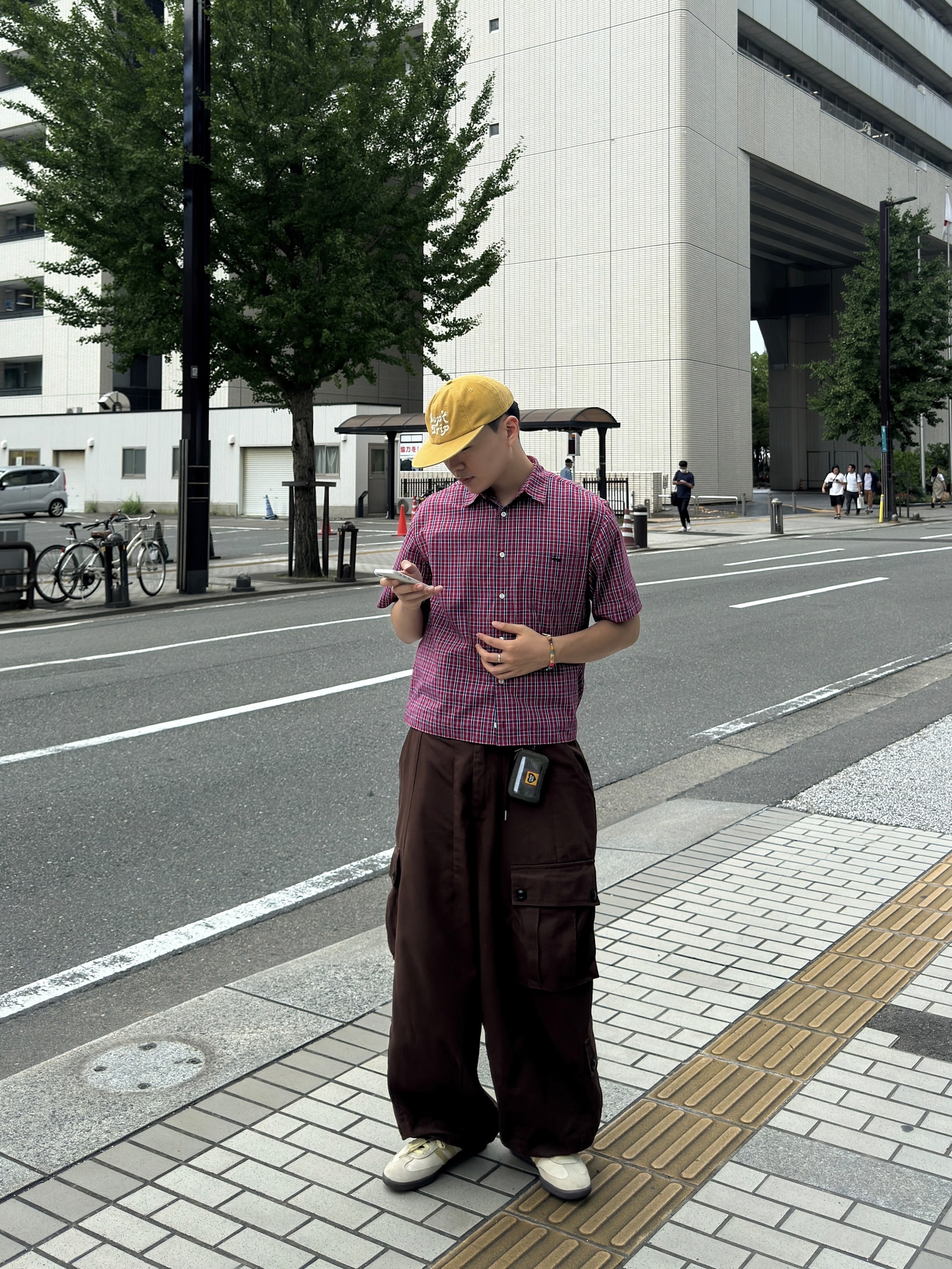 Free & Easy Don't Trip Washed Hat Mustard, Adidas x Wales Bonner Samba Brown Ecru Tint 착용 스타일 - 2