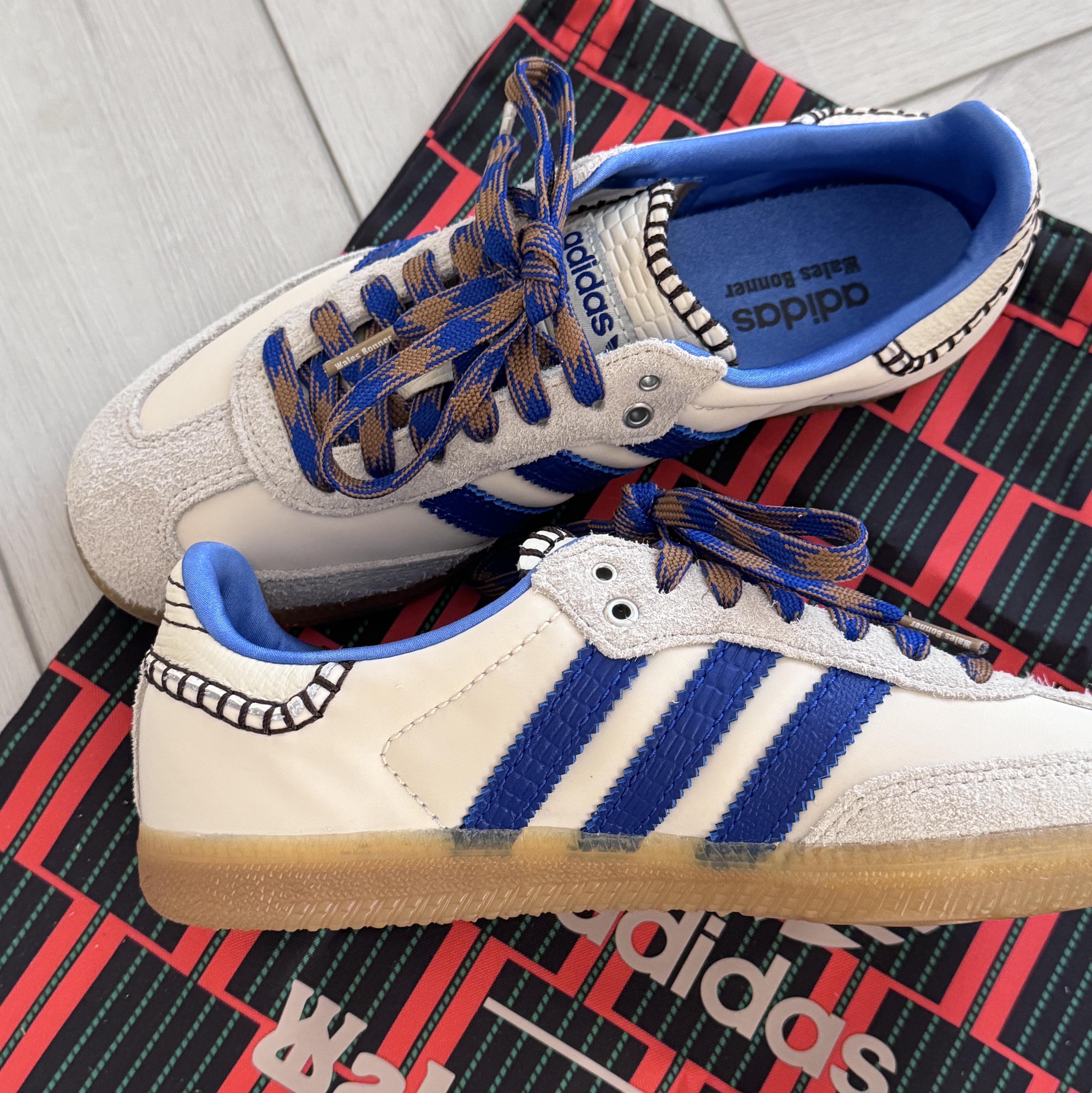 Adidas x Wales Bonner Samba Wonder Clay Royal Blue 착용 스타일 - 1