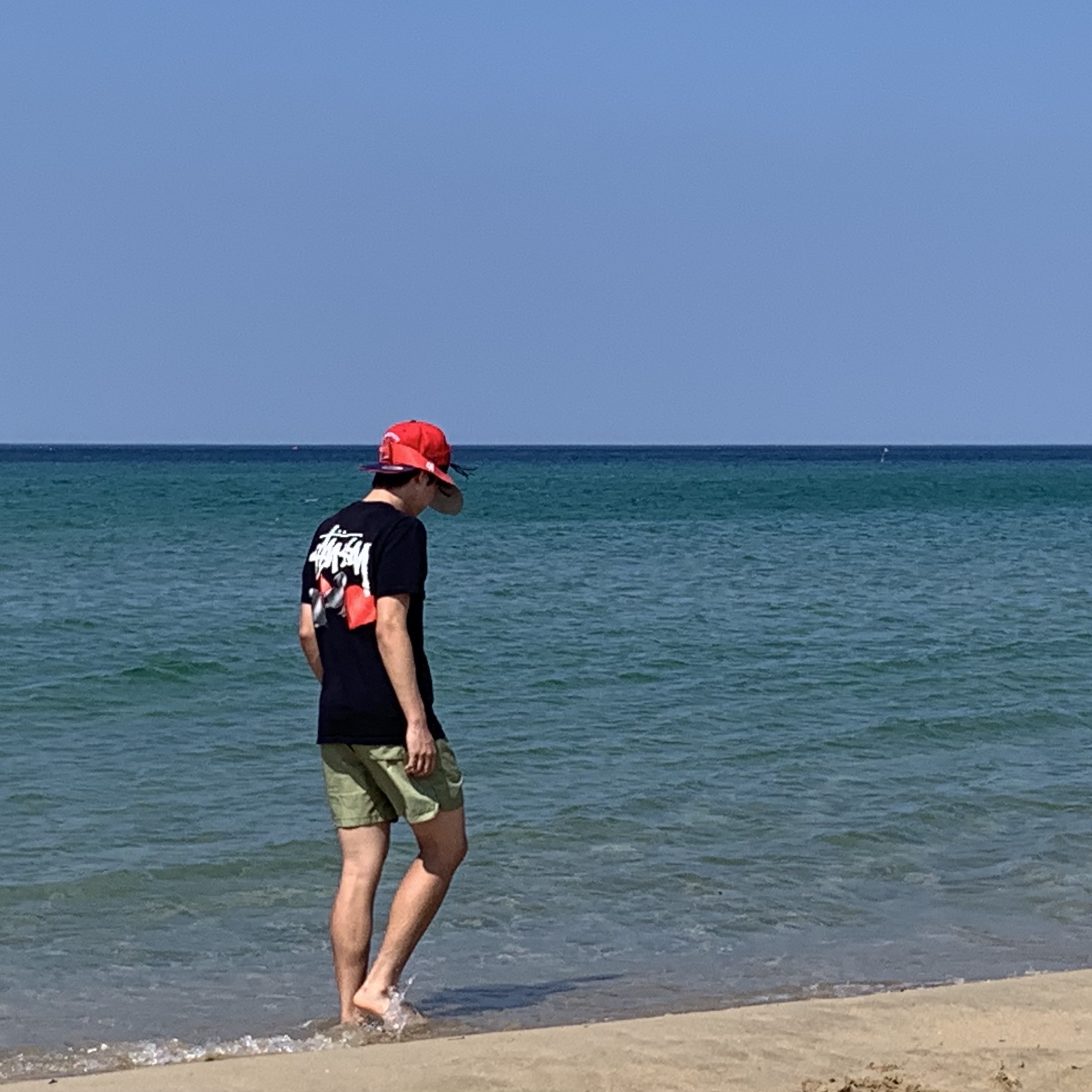 Stussy Suits T-Shirt Black 착용 스타일 - 2
