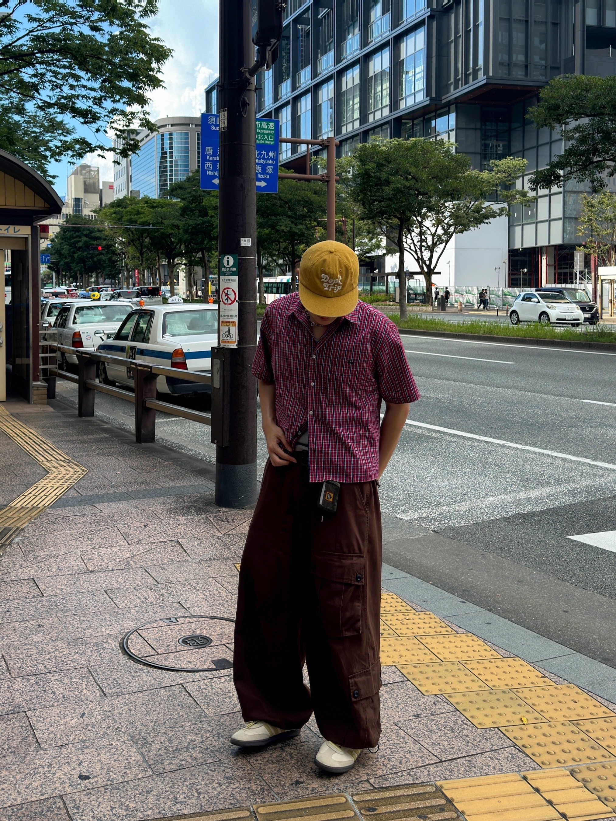 Free & Easy Don't Trip Washed Hat Mustard, Adidas x Wales Bonner Samba Brown Ecru Tint 착용 스타일 - 4