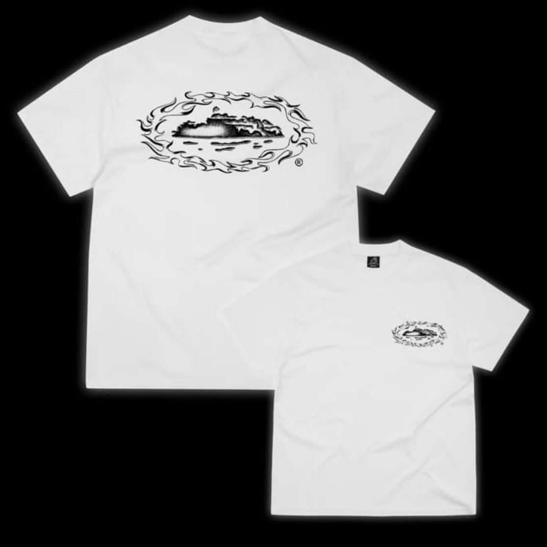 Corteiz Firey Alcatraz T-Shirt New Blank White 착용 스타일 - 1