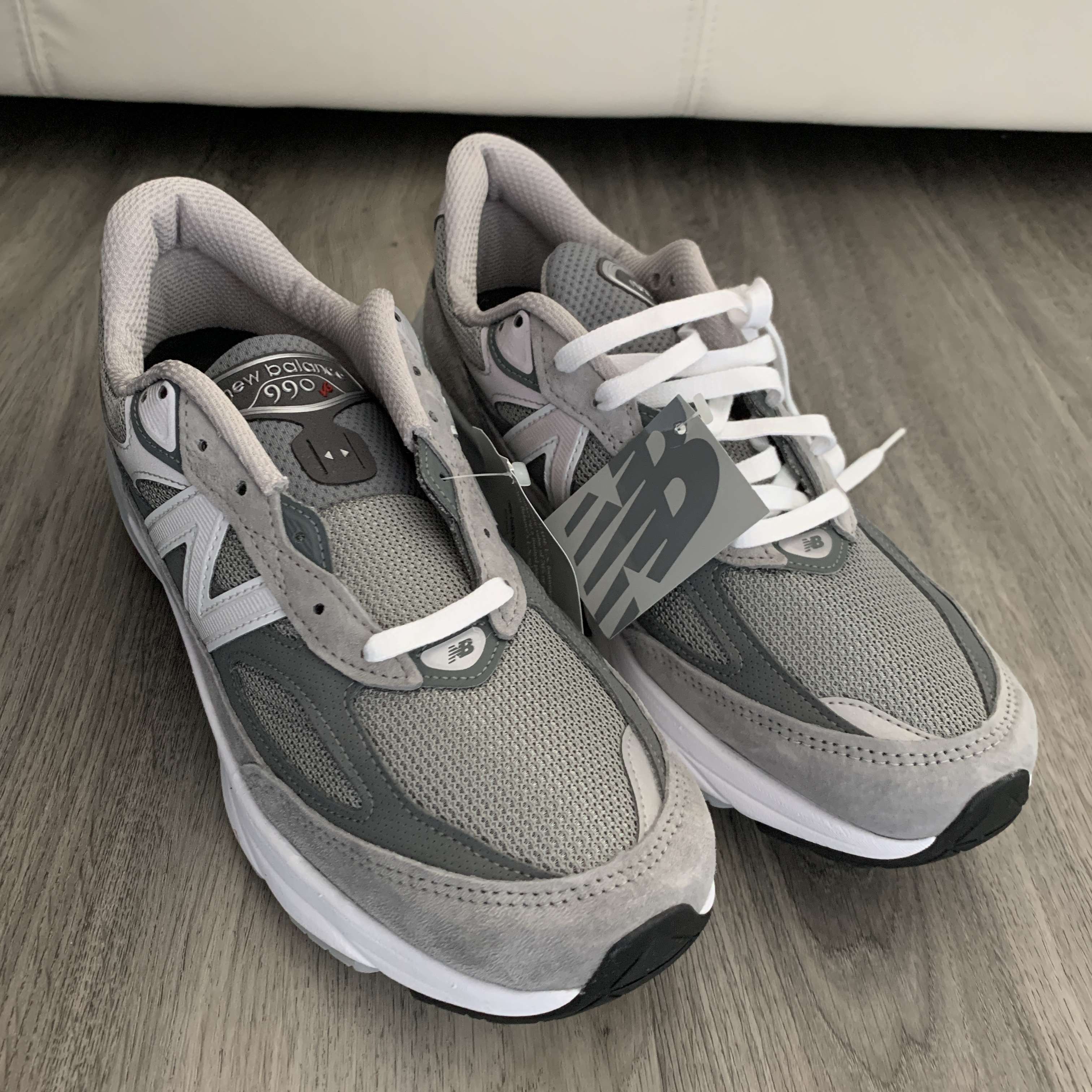 New Balance 990v6 Made in USA Grey - D Standard 착용 스타일