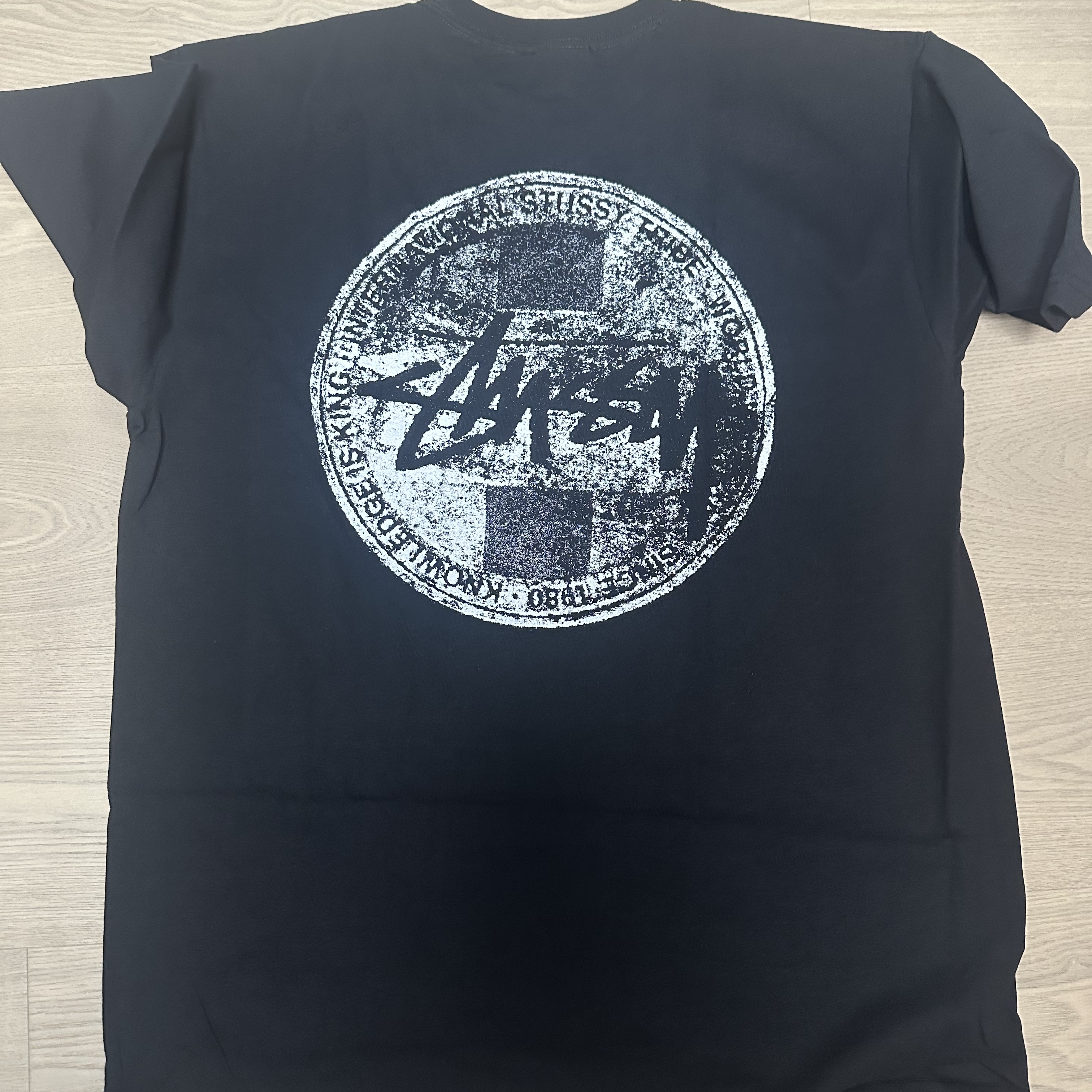Stussy Dot Stamp T-Shirt Black 착용 스타일 - 2