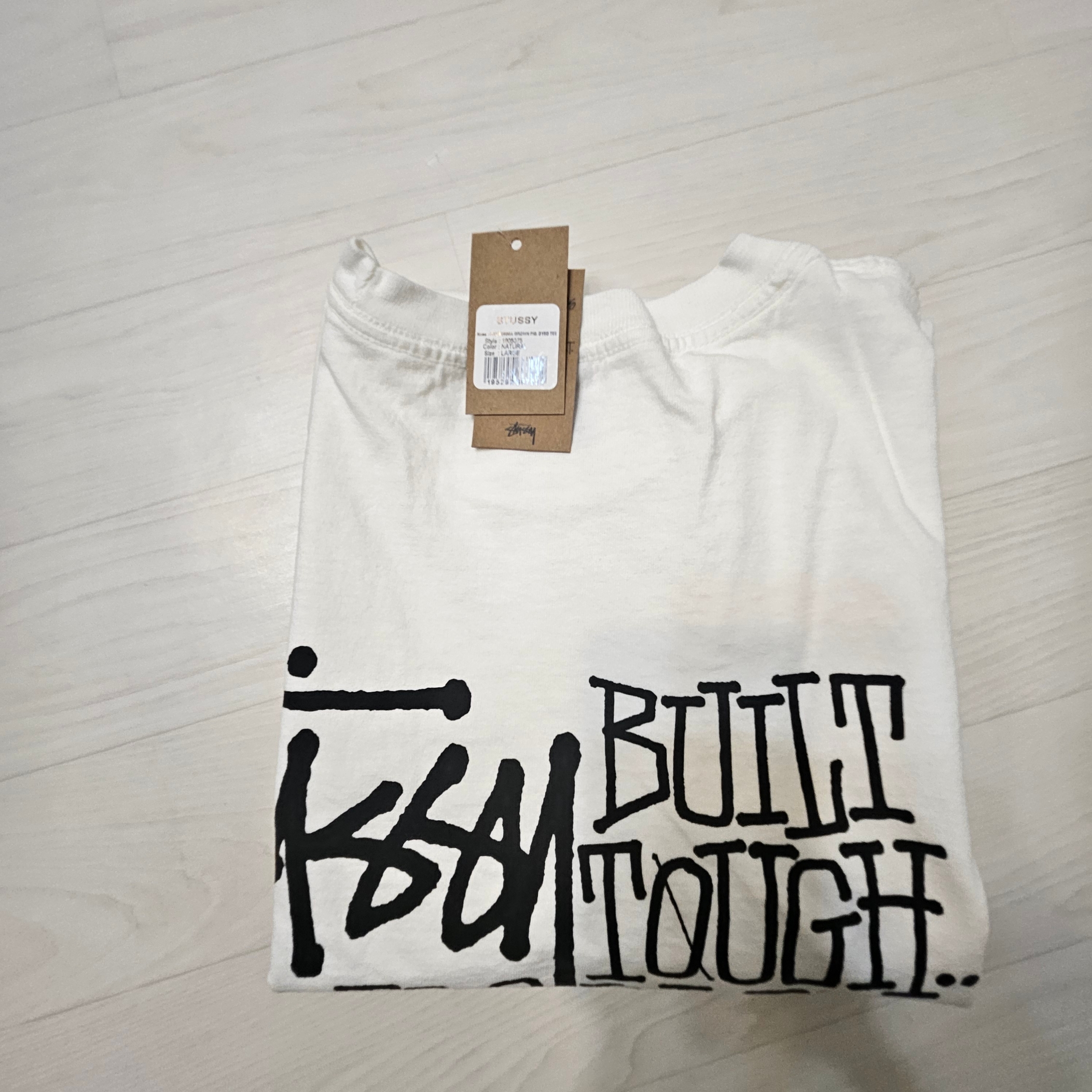 Stussy California Grown Pigment Dyed T-Shirt Natural 착용 스타일