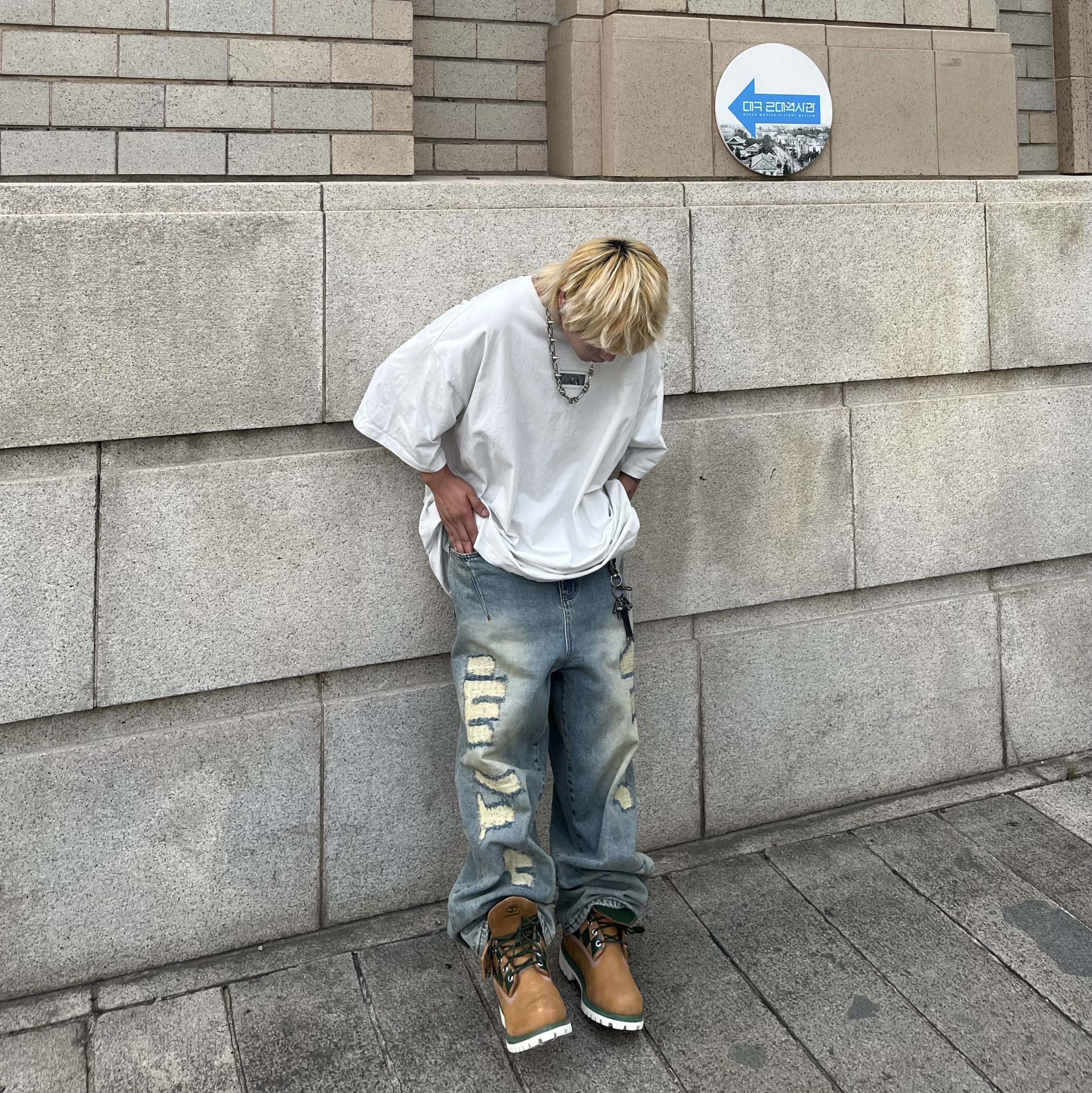 KASINA x Timberland 6 In Premium Vibram GTX Wheat 착용 스타일 - 2