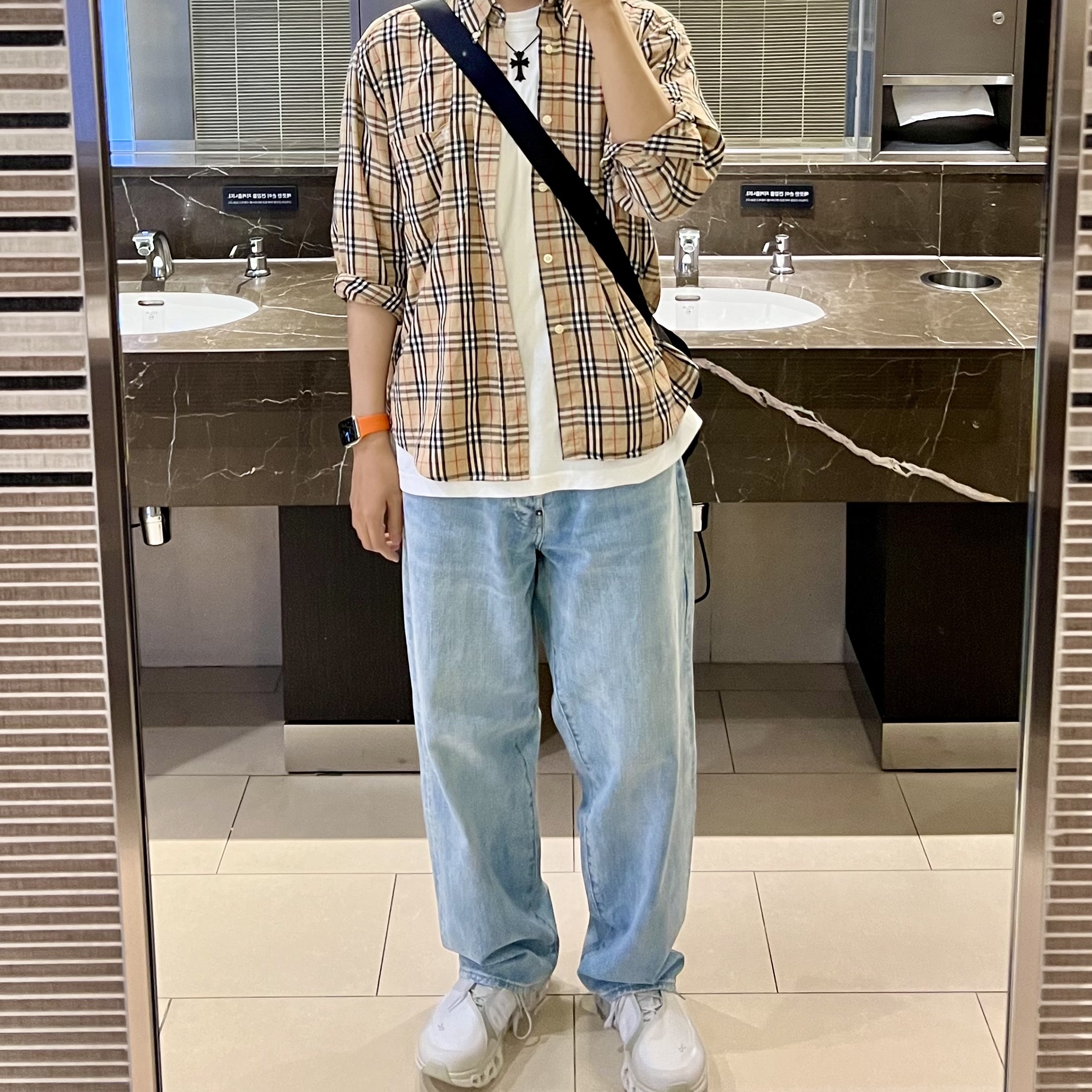 On Running x Post Archive Faction (Paf) Cloudmonster 2 Moondust Chalk, Chrome Hearts Silichrome CH Cross Pendant Black 2022/2023/2025 착용 스타일