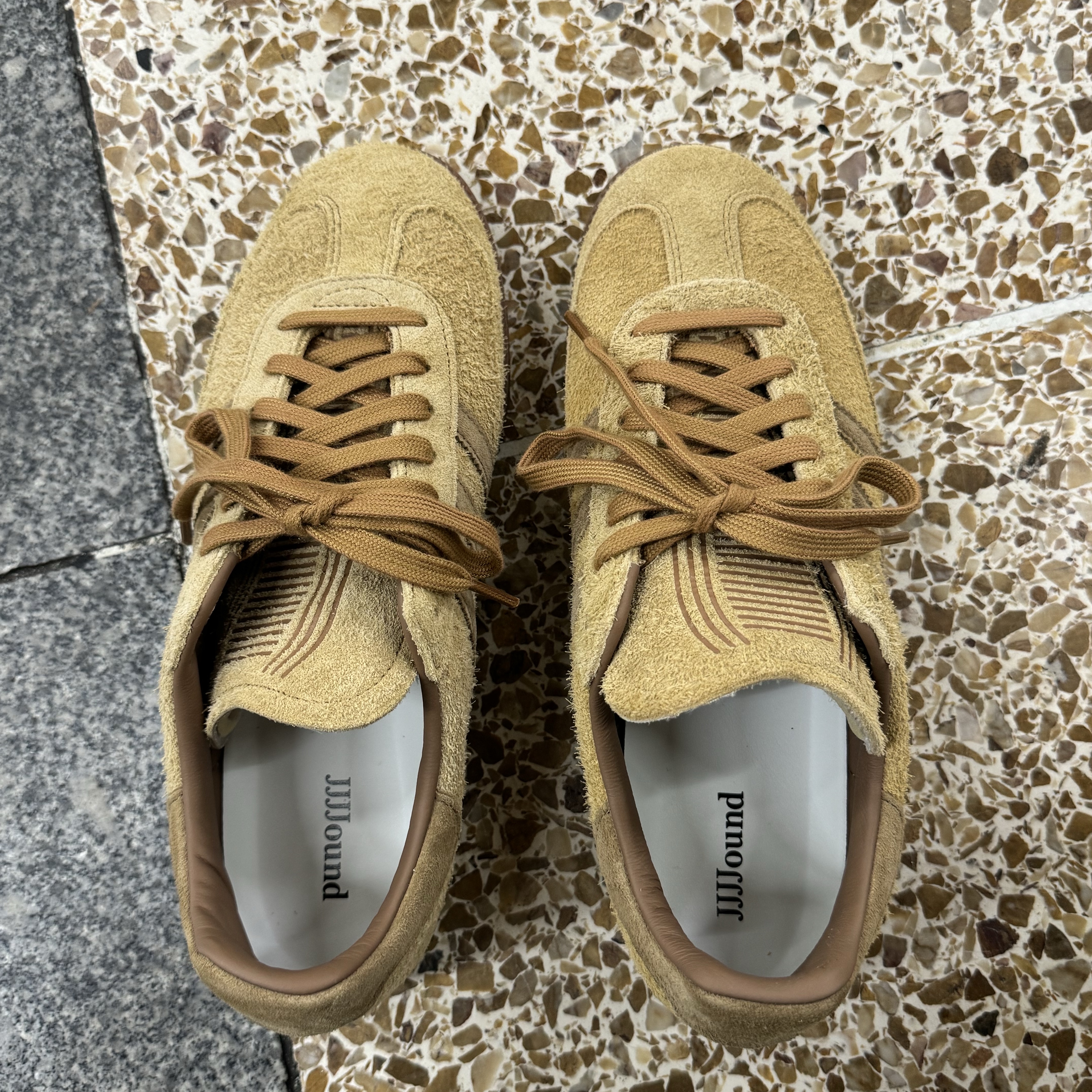 Adidas x JJJJound Samba OG Mesa 착용 스타일 - 4
