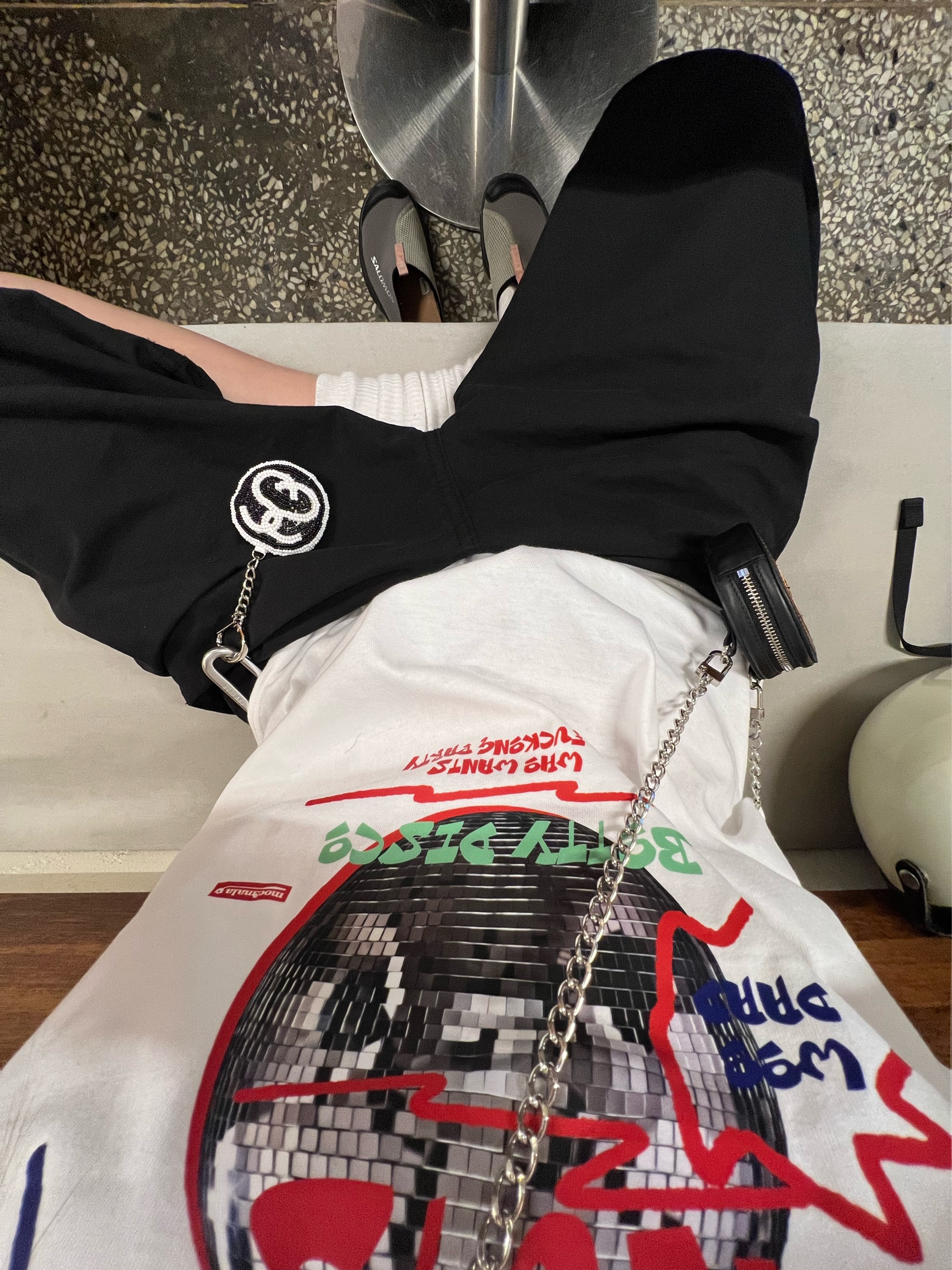 Stussy SS Link Beaded Ball Keychain Black, Salomon RX Slide 3.0 Pewter 착용 스타일