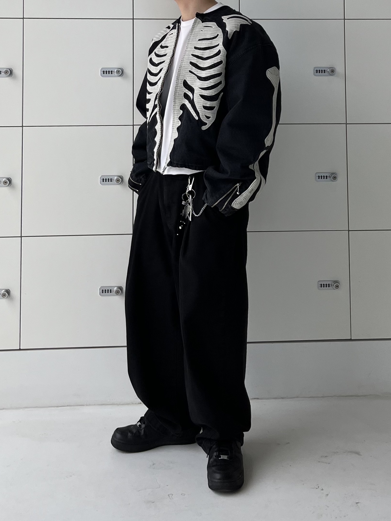 Kapital 14 oz. Black X Black Denim Motocross Bone Jacket Black, Nike x Supreme Air Force 1 Low Black 착용 스타일 - 4