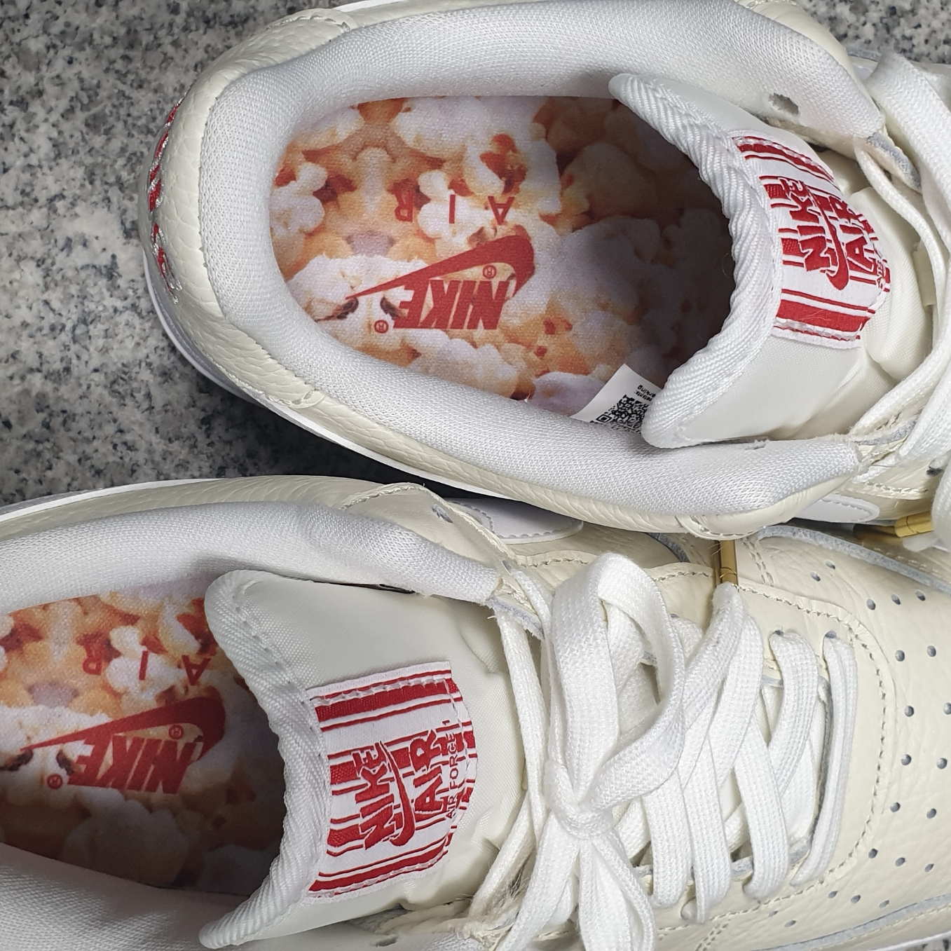 Nike Air Force 1 '07 PRM Popcorn 착용 스타일 - 2