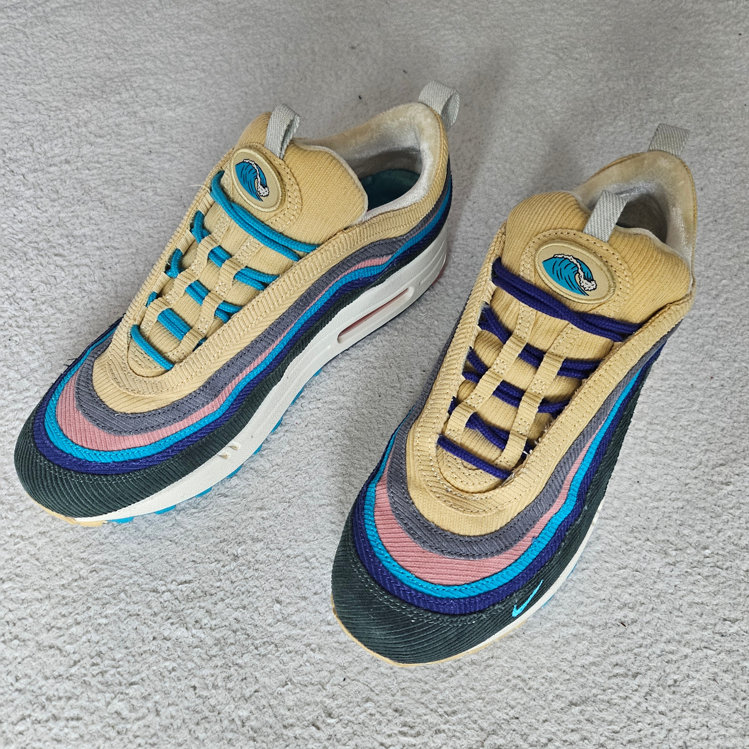 Nike x Sean Wotherspoon Air Max 1/97, Nike Everyday Plus Cushioned Training Crew Socks Black White (Korean Ver.) 착용 스타일 - 2