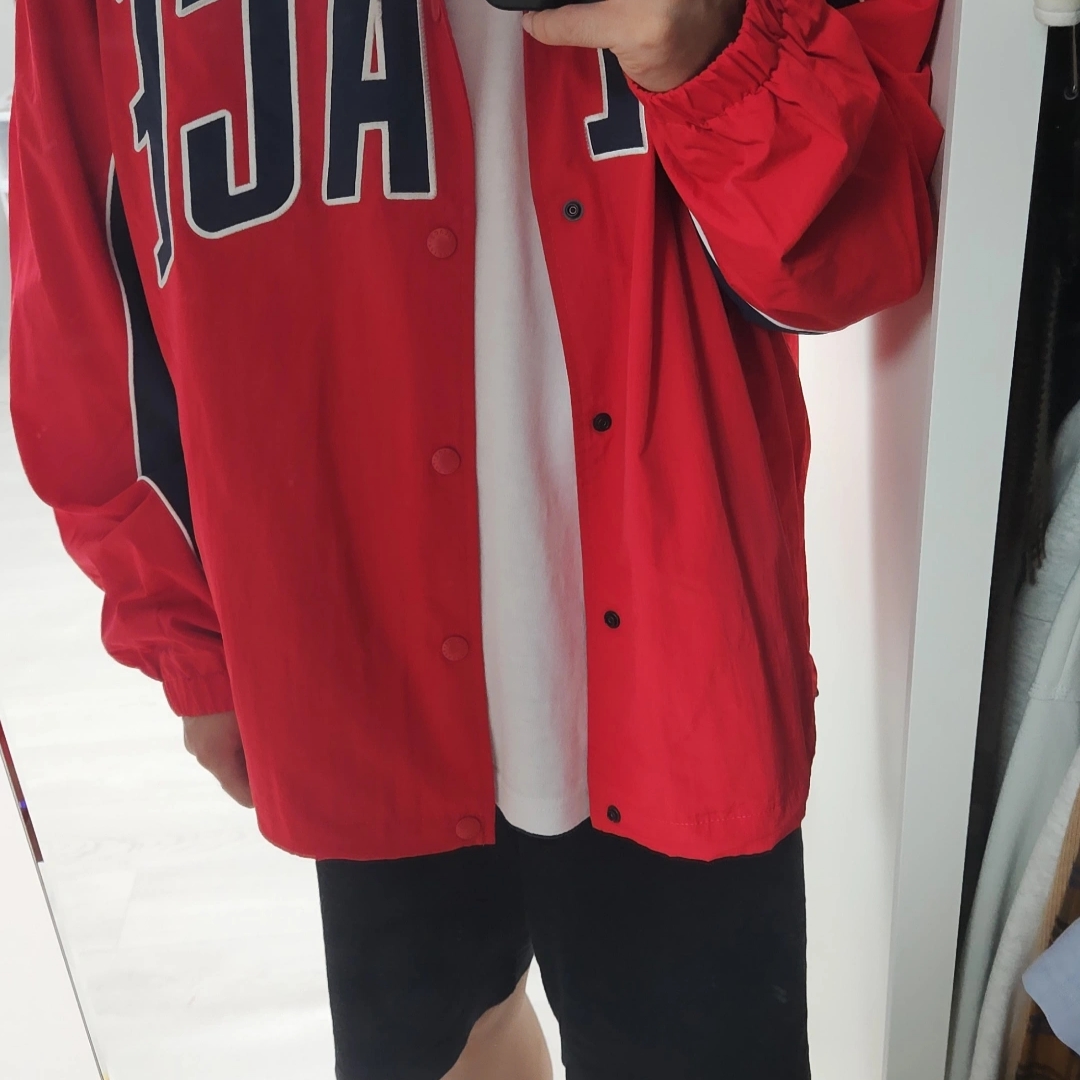 Supreme Stencil Embroidered S/S Top White - 24SS, Palace Archway Coach Jacket Truest Red - 24SS 착용 스타일 - 2