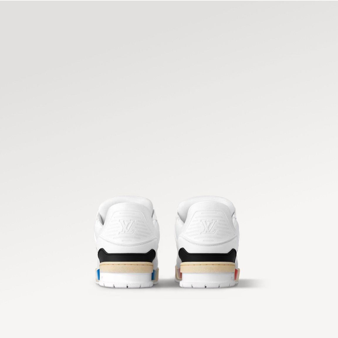 Louis Vuitton LV Trainer Sneaker White 착용 스타일 - 2