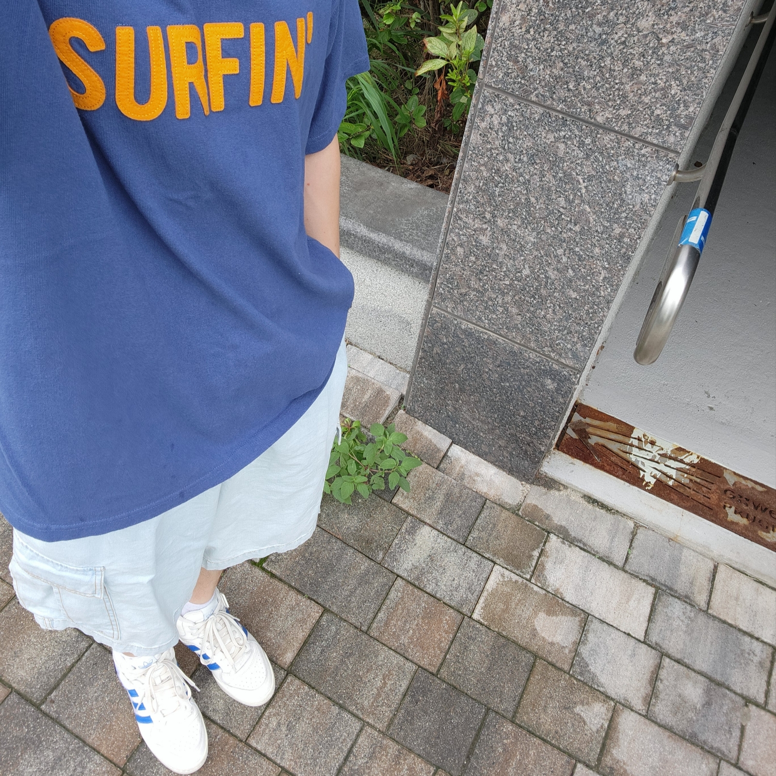 Adidas OG Forum 84 High Blue Thread 착용 스타일 - 1