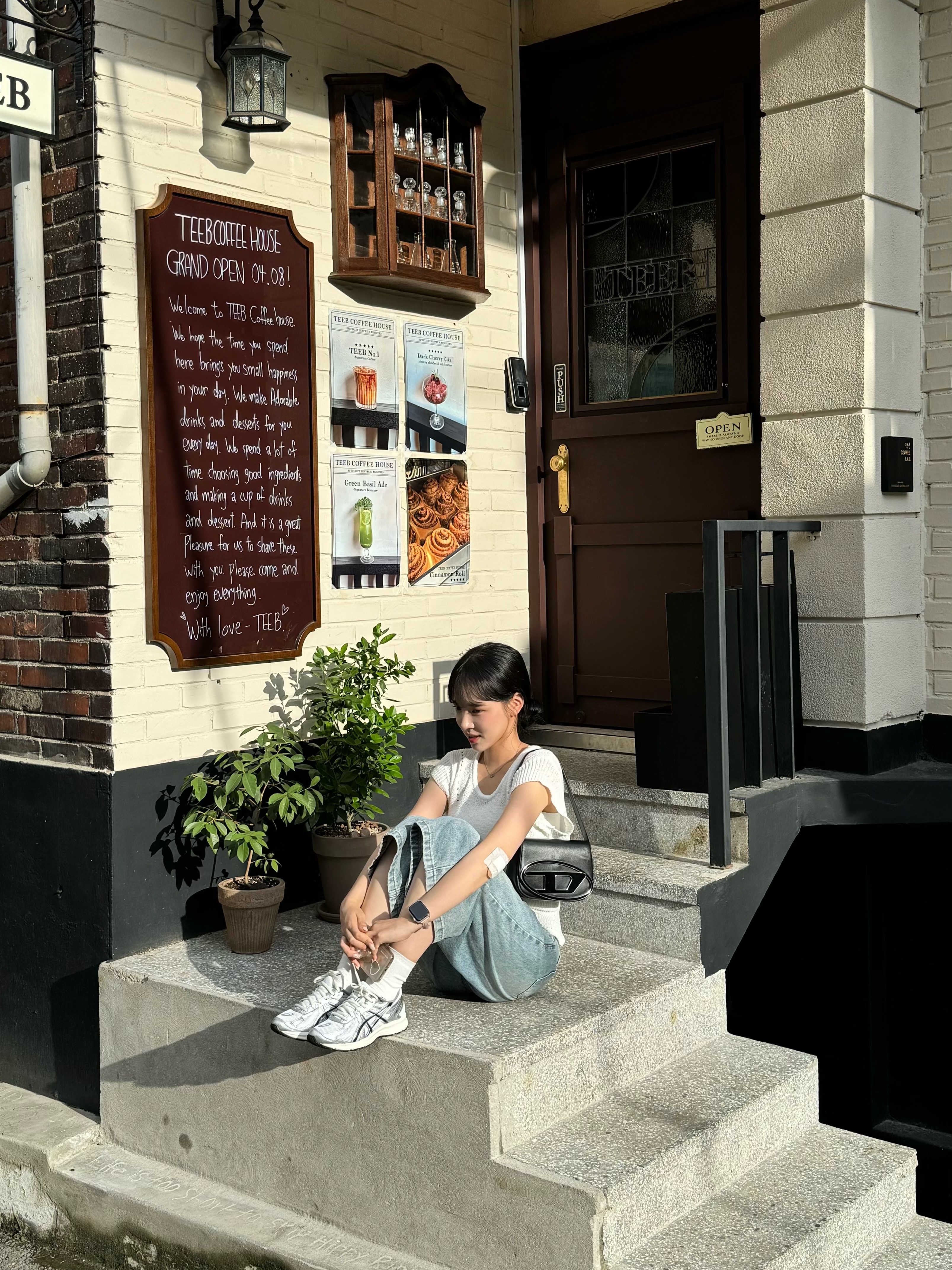 Asics Jog 100 S White Black - 2E Wide 착용 스타일