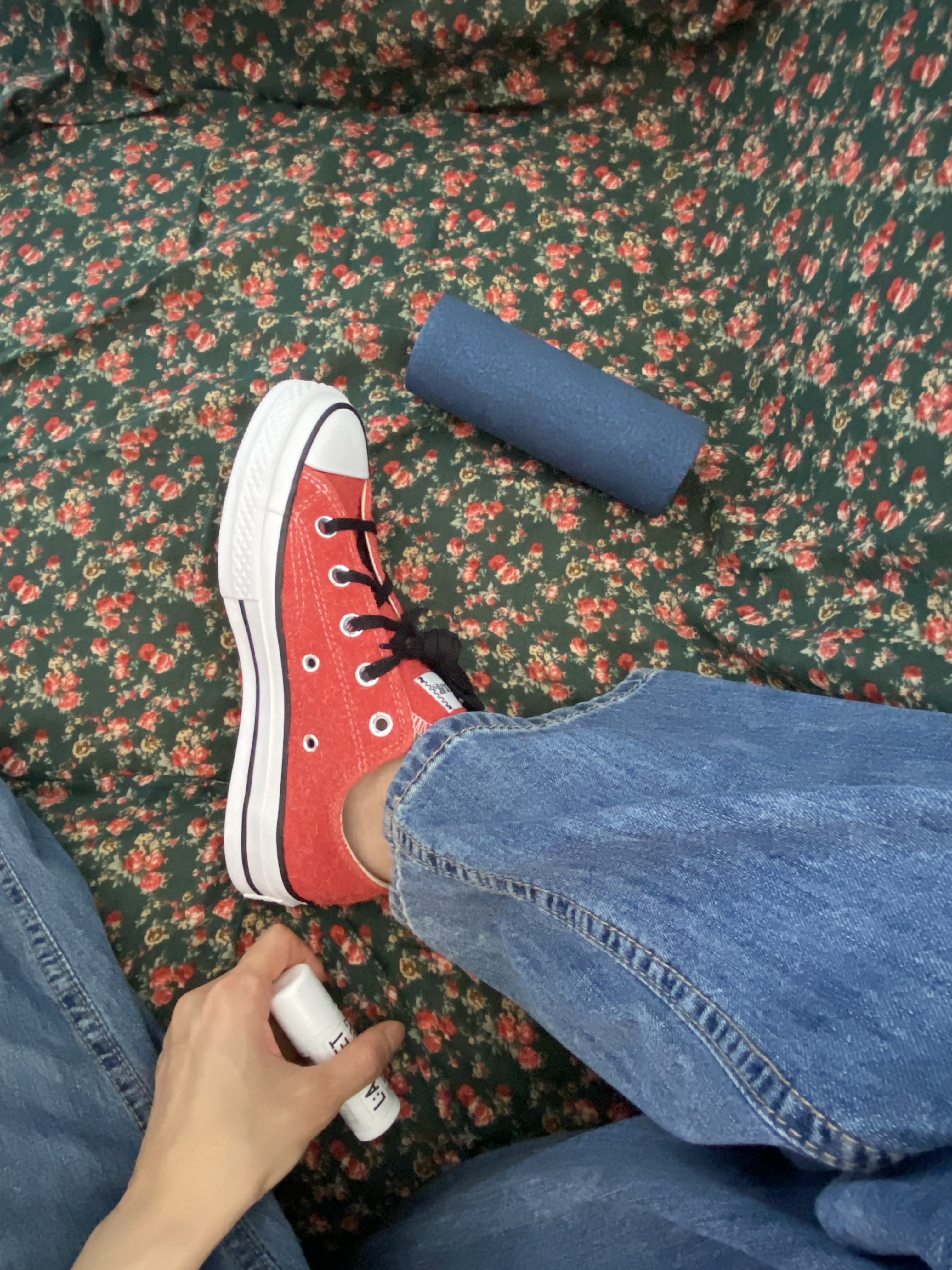 Converse x Stussy Chuck 70 Ox Poppy Red 착용 스타일 - 1