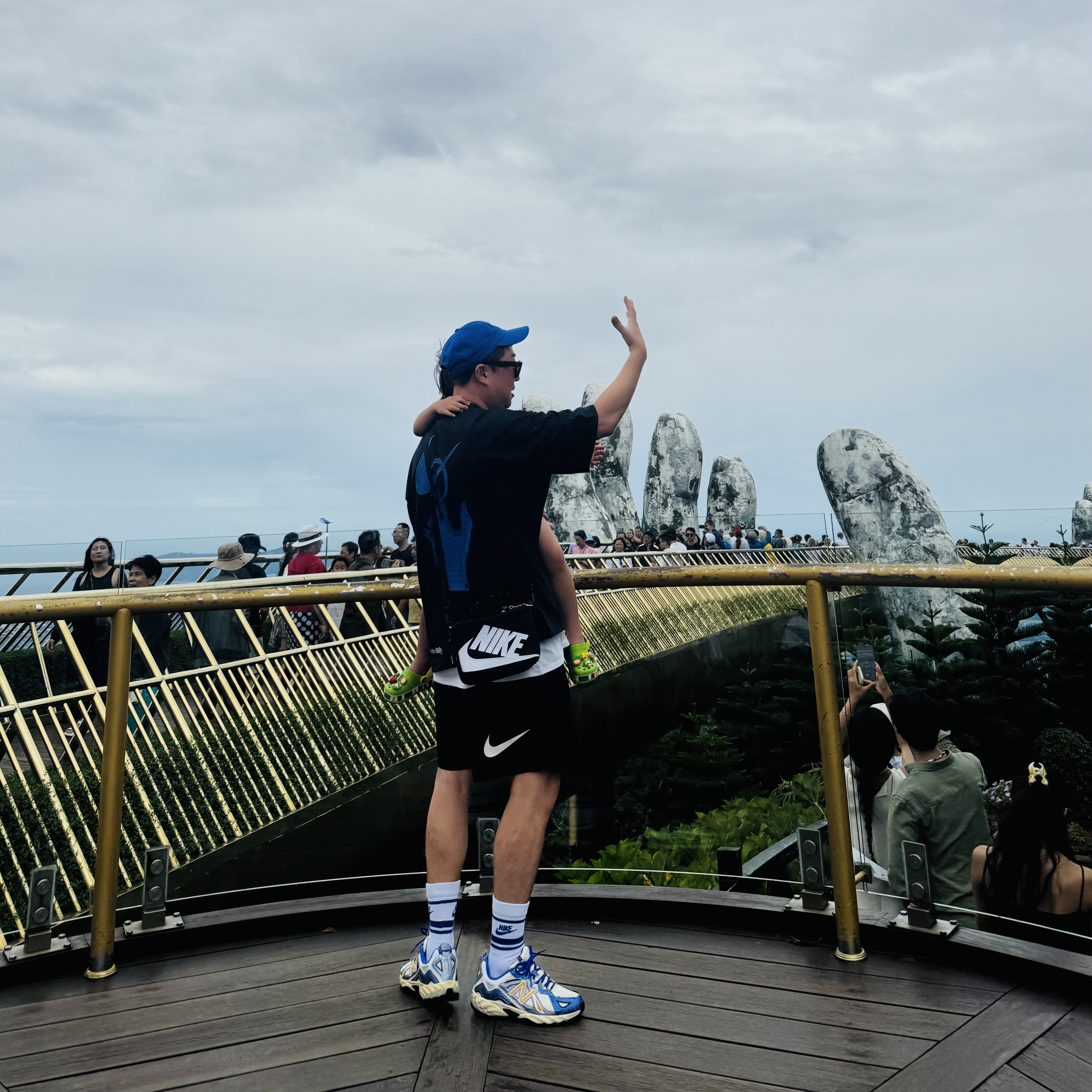 Nike Club Unstructured Futura Washed Cap Game Royal, Nike x Off-White NRG T-Shirt Black - Asia 착용 스타일 - 2