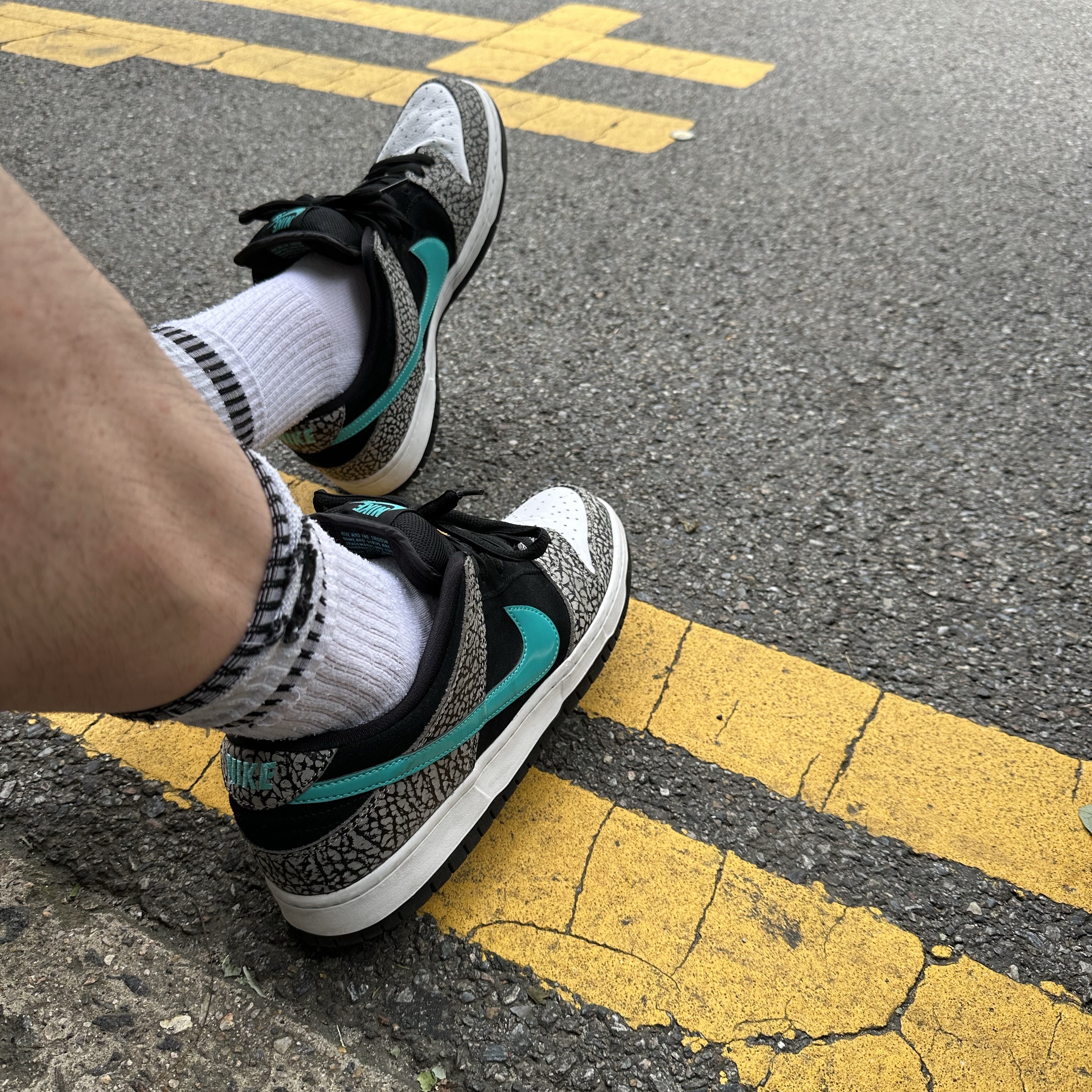 Nike SB Dunk Low Pro Clear Jade 착용 스타일 - 3