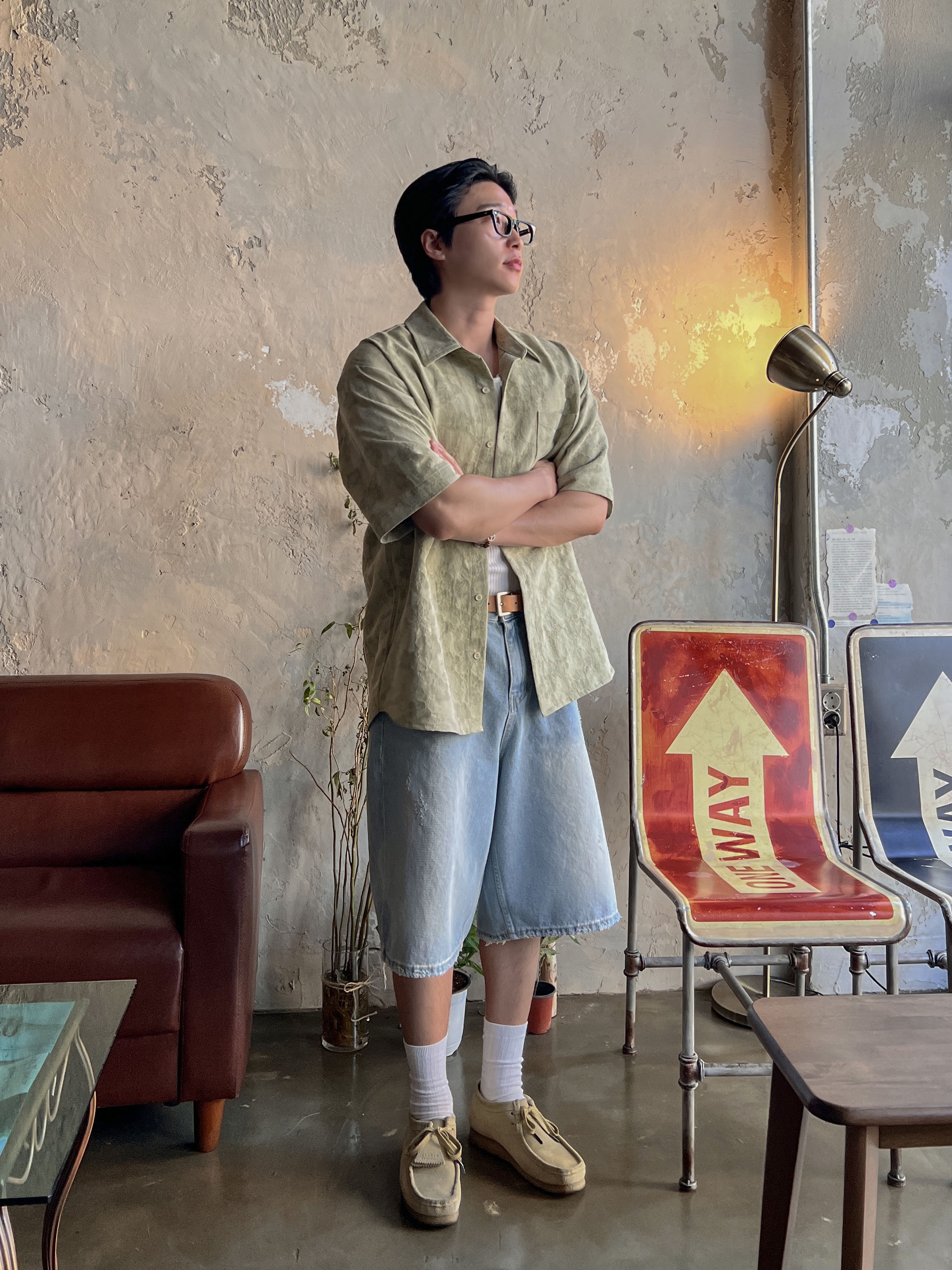 Clarks Wallabee Maple Suede 착용 스타일 - 1