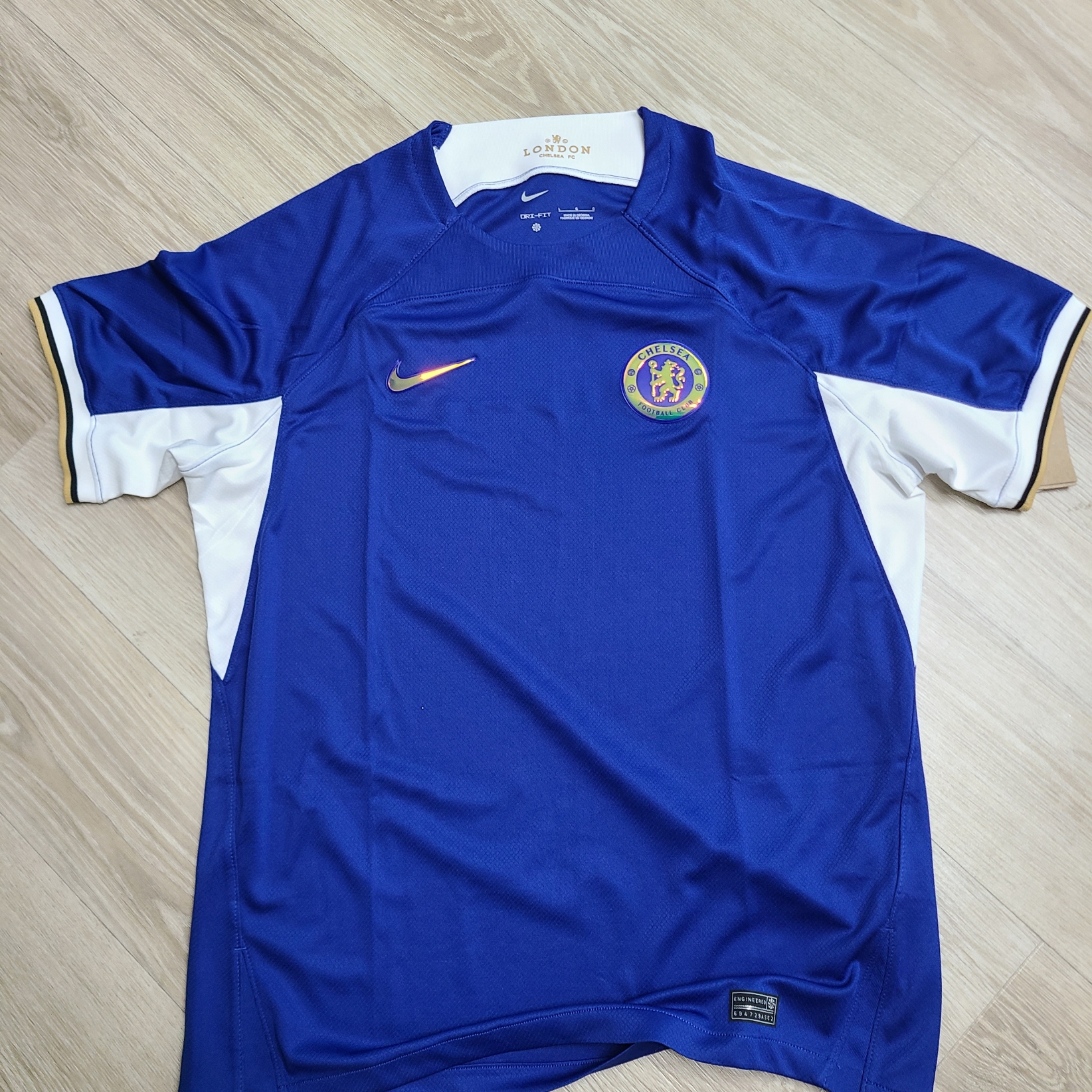 Nike Chelsea FC 2023/24 Stadium Home Dri-Fit Jersey Rush Blue (Non Marking & Non Sponser Ver.) 착용 스타일