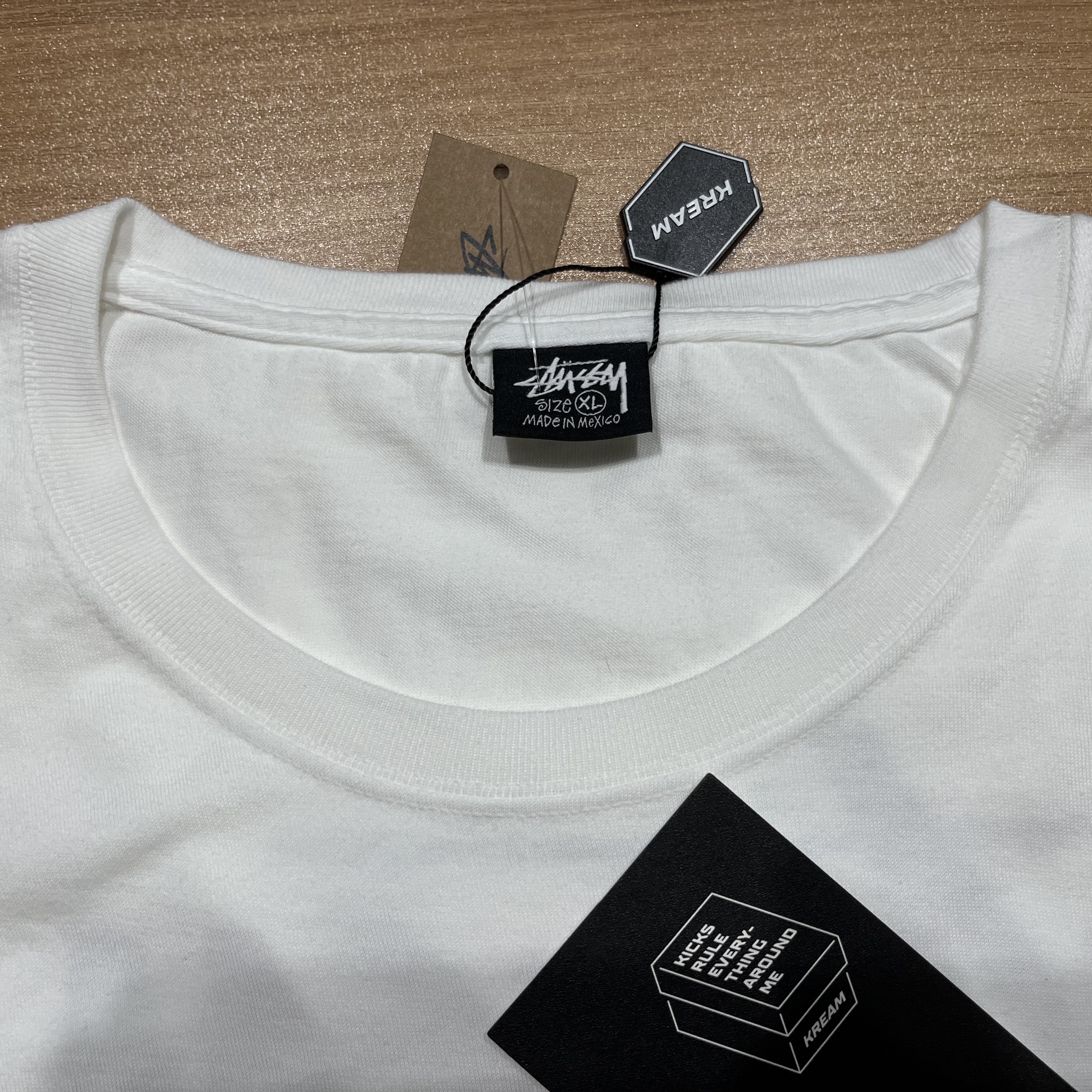 Stussy Fuzzy Dice T-Shirt White, Stussy Built Tough T-Shirt White 착용 스타일 - 4