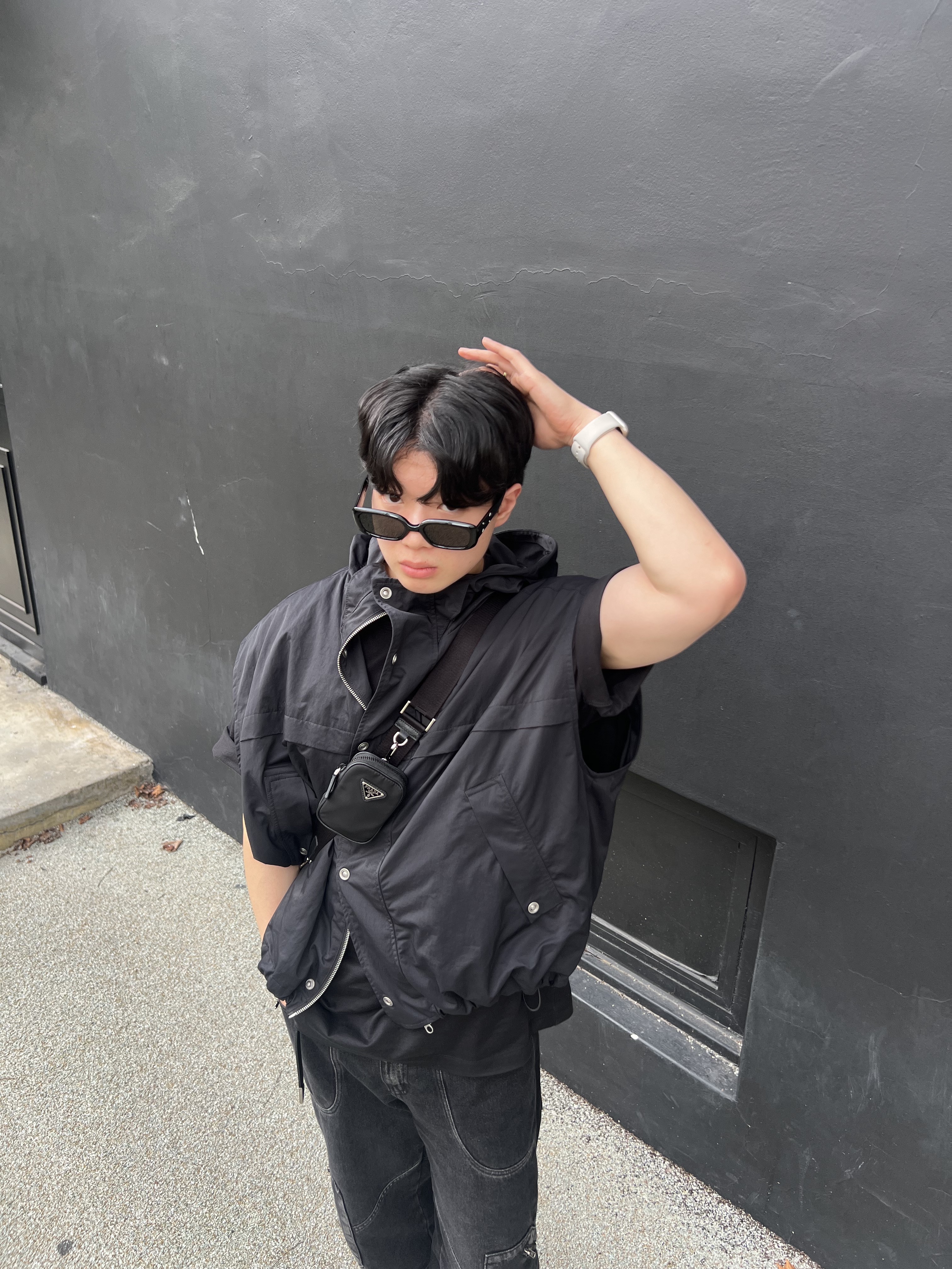 Gentle Monster x Maison Margiela MM106 Black Black, Prada Re-Nylon and Saffiano Leather Shoulder Bag Black ์ฐฉ์ฉ ์คํ์ผ - 1