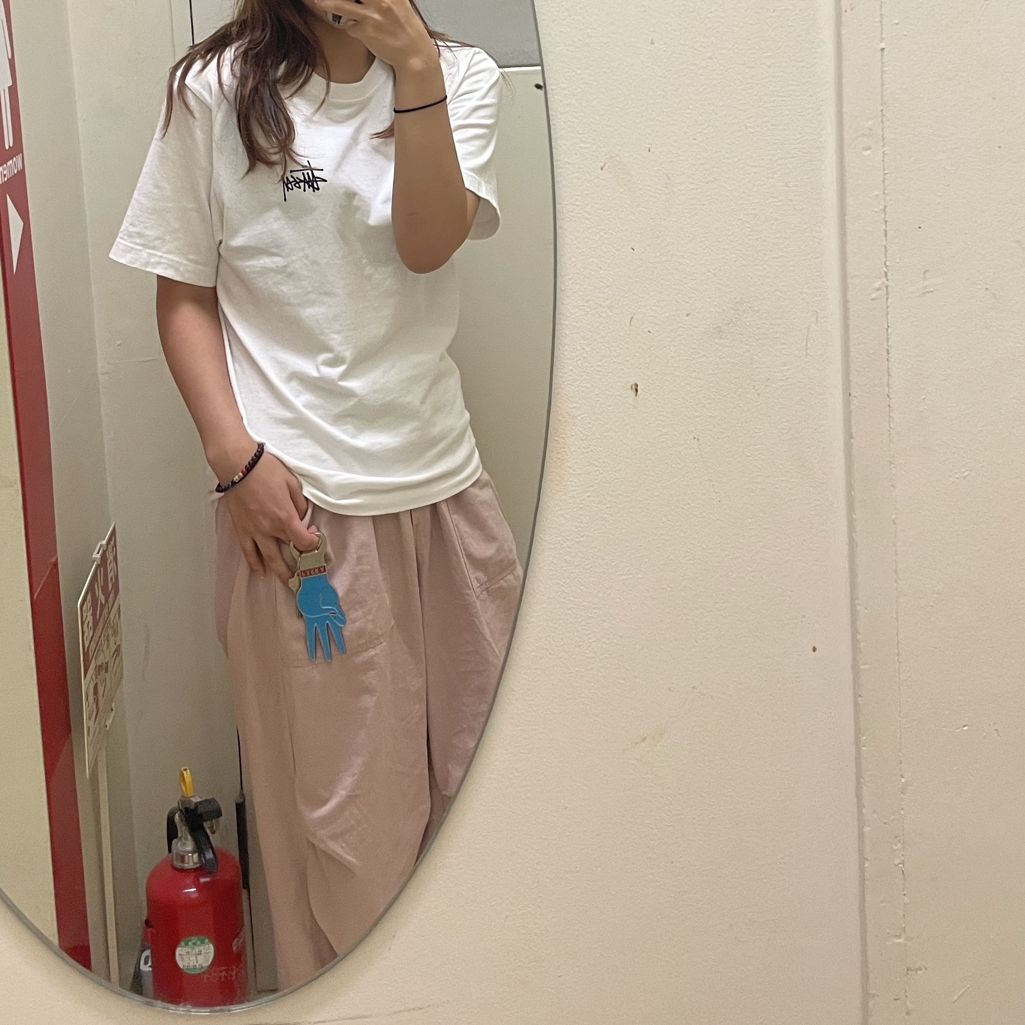 Stussy Basic Stussy T-Shirt White 2024, 2025 착용 스타일