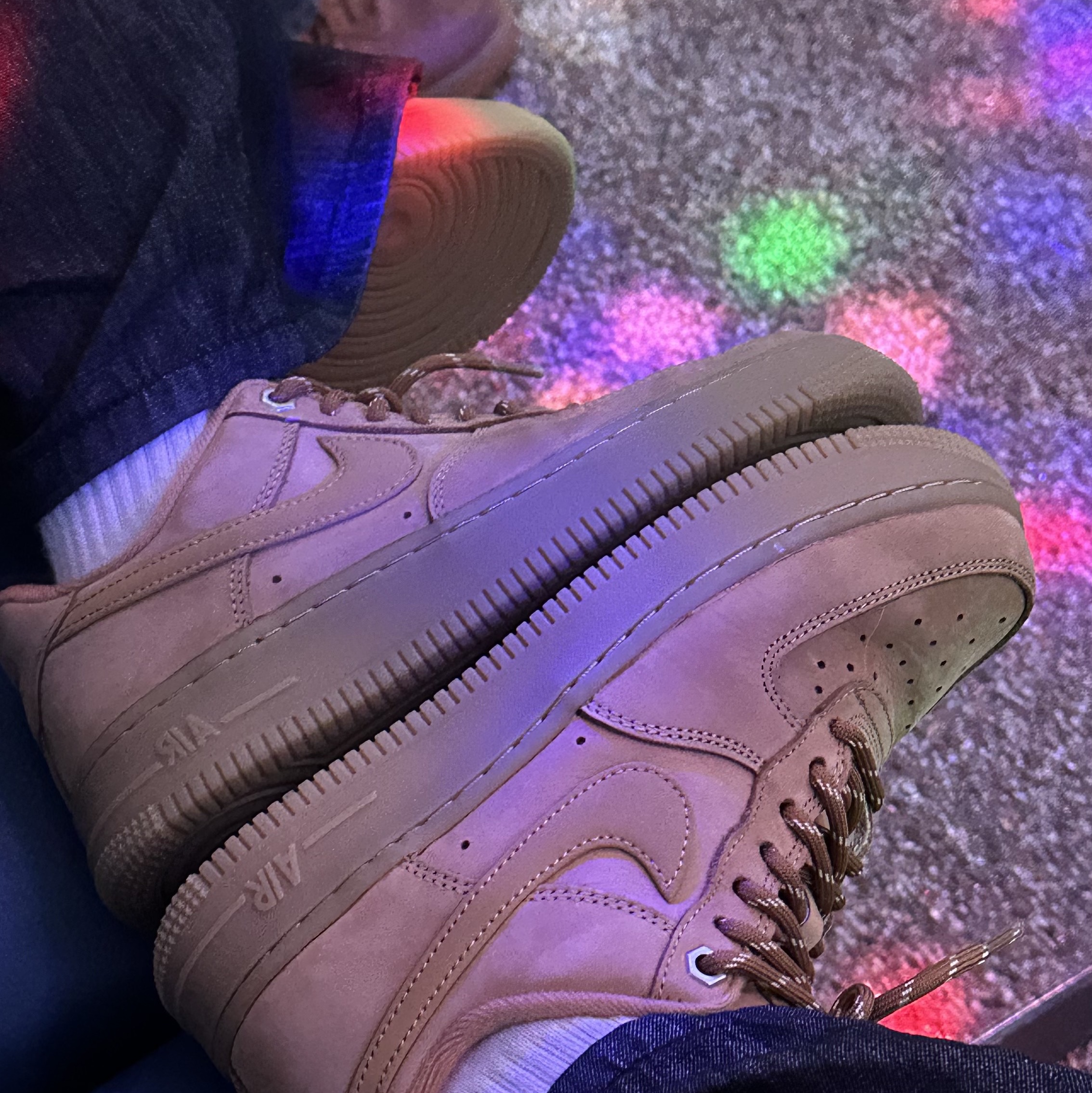(W) Nike Air Force 1 '07 WB Flax Wheat 착용 스타일