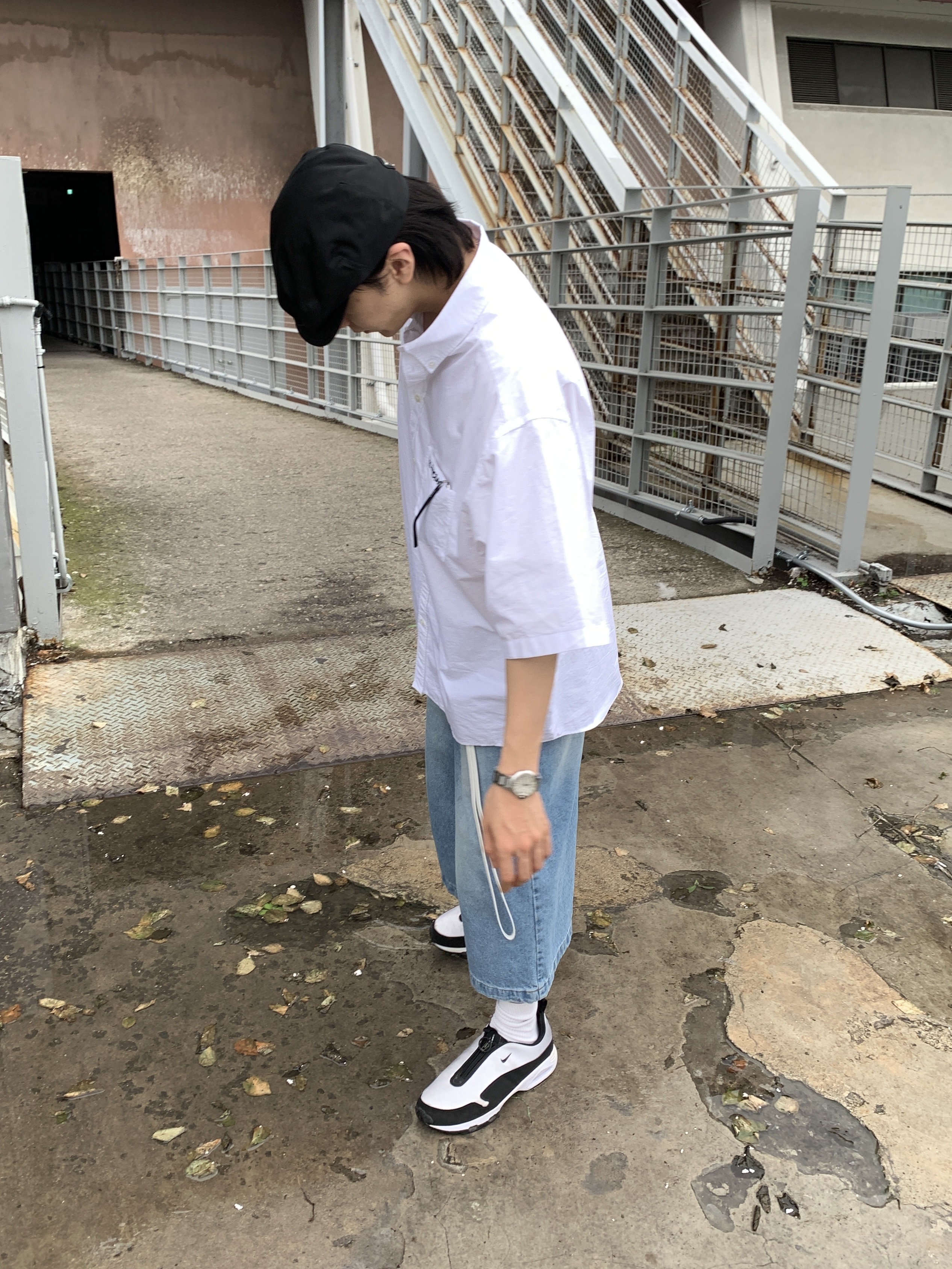 Prada Re-Nylon Hat Black, Nike x Comme des Garcons Homme Plus Air Max Sunder SP White Black 착용 스타일 - 3