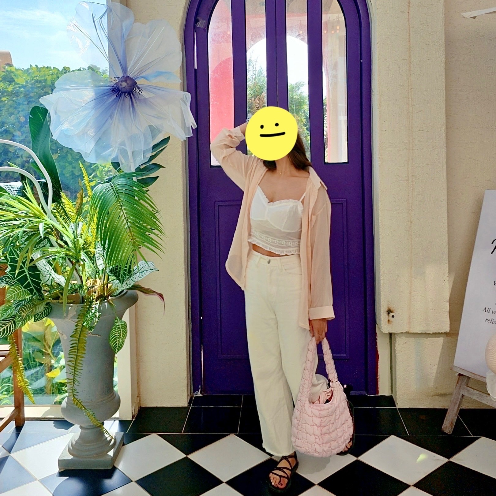 COS Quilted Mini Bag Pink 착용 스타일 - 2