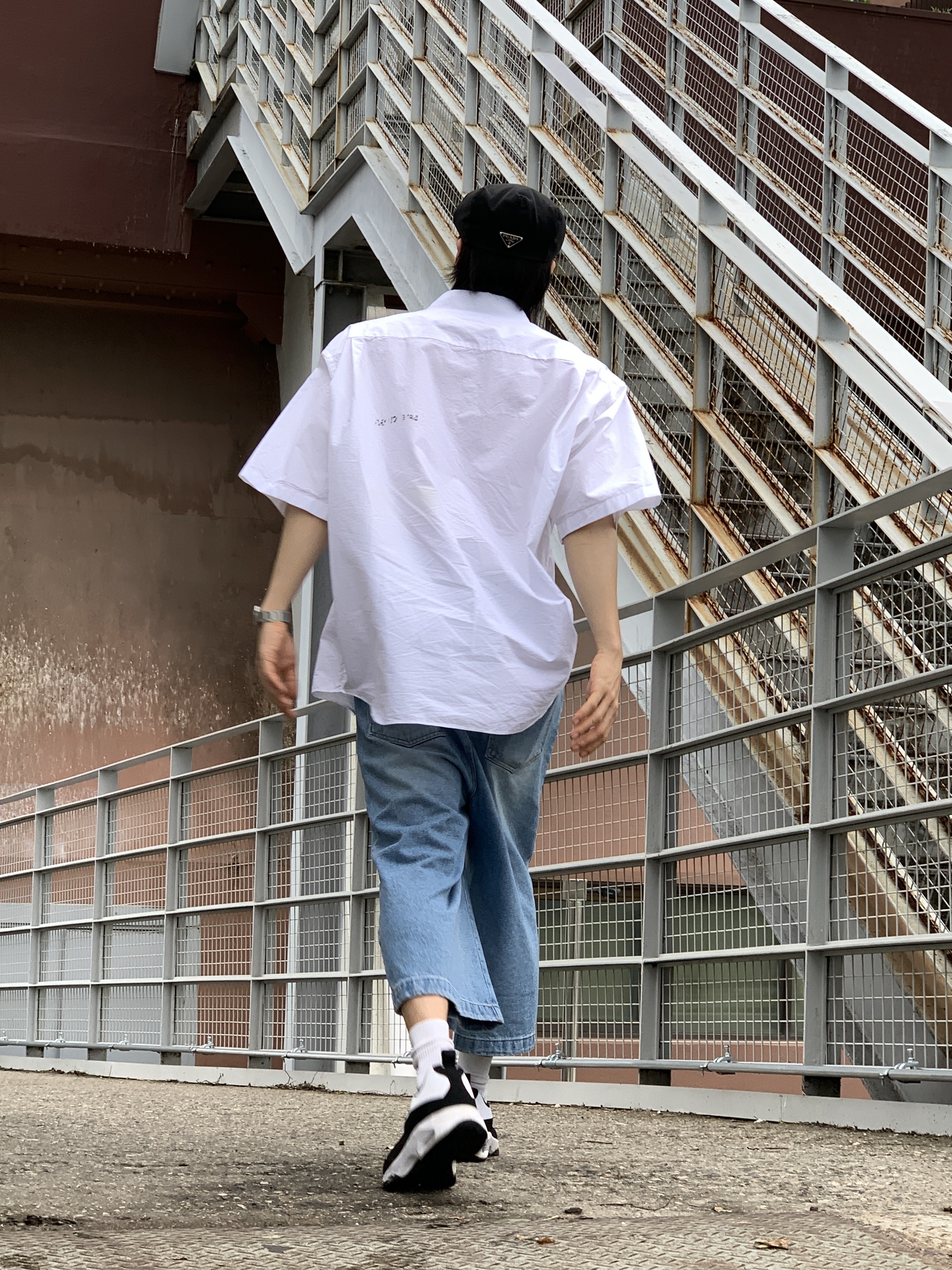 Prada Re-Nylon Hat Black, Nike x Comme des Garcons Homme Plus Air Max Sunder SP White Black 착용 스타일 - 6