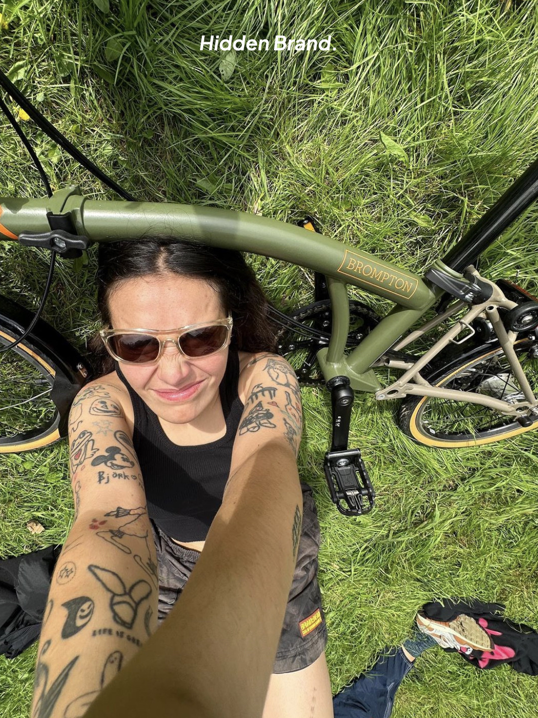 Brompton C Line Explore 6 Speed with Rack Black, Brompton C Line Explore 6 Speed with Rack Racing Green 착용 스타일 - 8