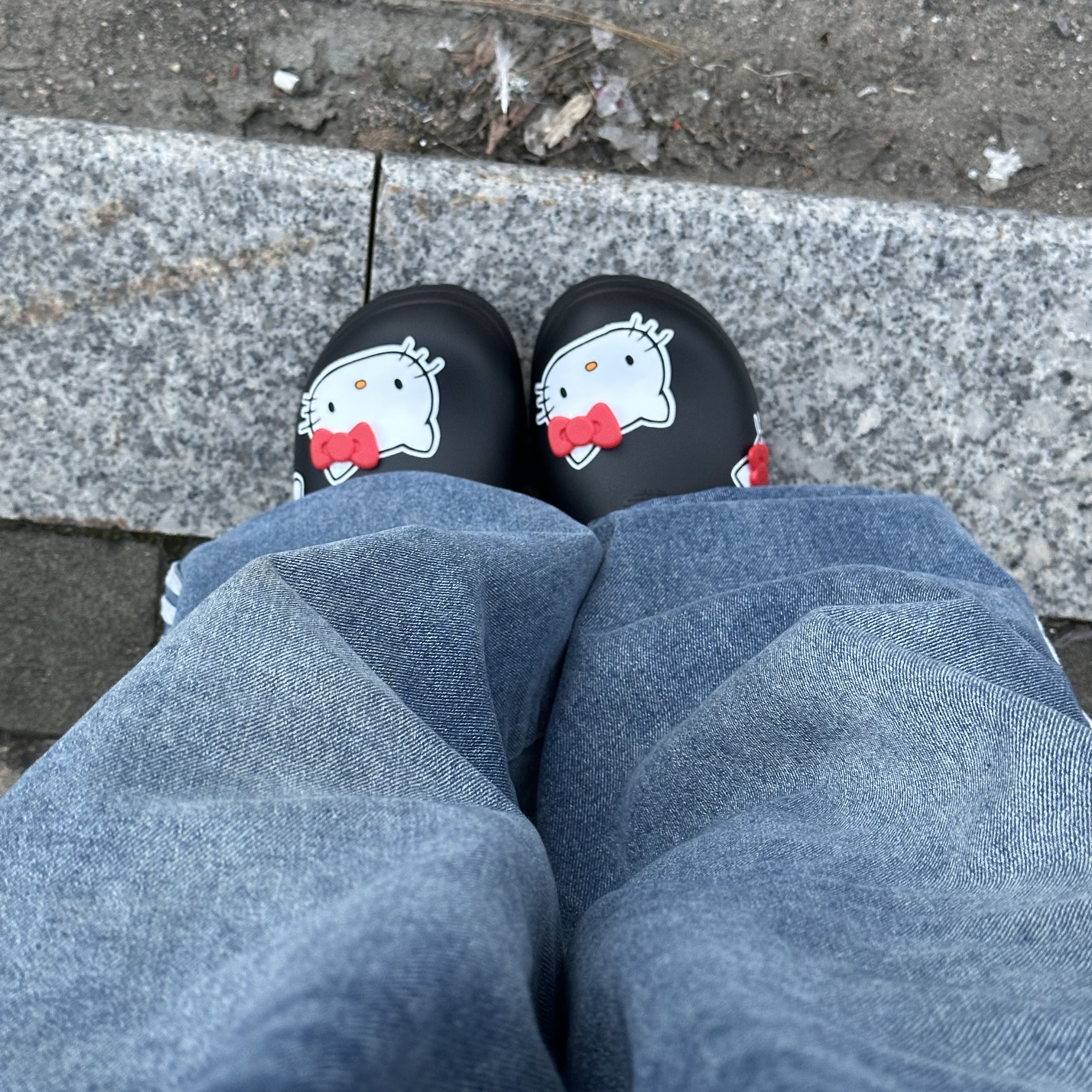 (W) Adidas x Hello Kitty Adifom Stan Smith Mule Clear Pink Red 착용 스타일