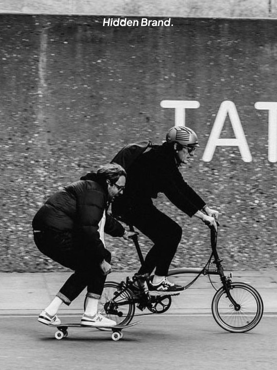 Brompton C Line Explore 6 Speed with Rack Black, Brompton C Line Explore 6 Speed with Rack Racing Green 착용 스타일 - 4