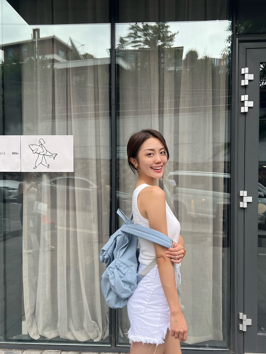 ACOC Blooming Backpack Ice Blue 착용 스타일