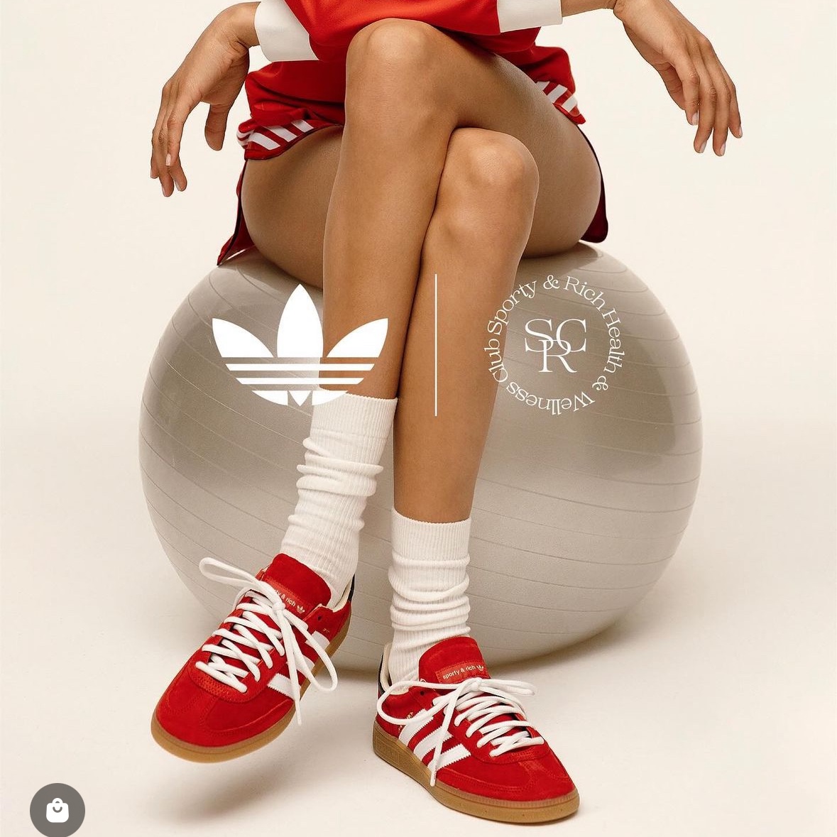 Adidas x Sporty & Rich Spezial Handball Collegiate Red Night Indigo 착용 스타일