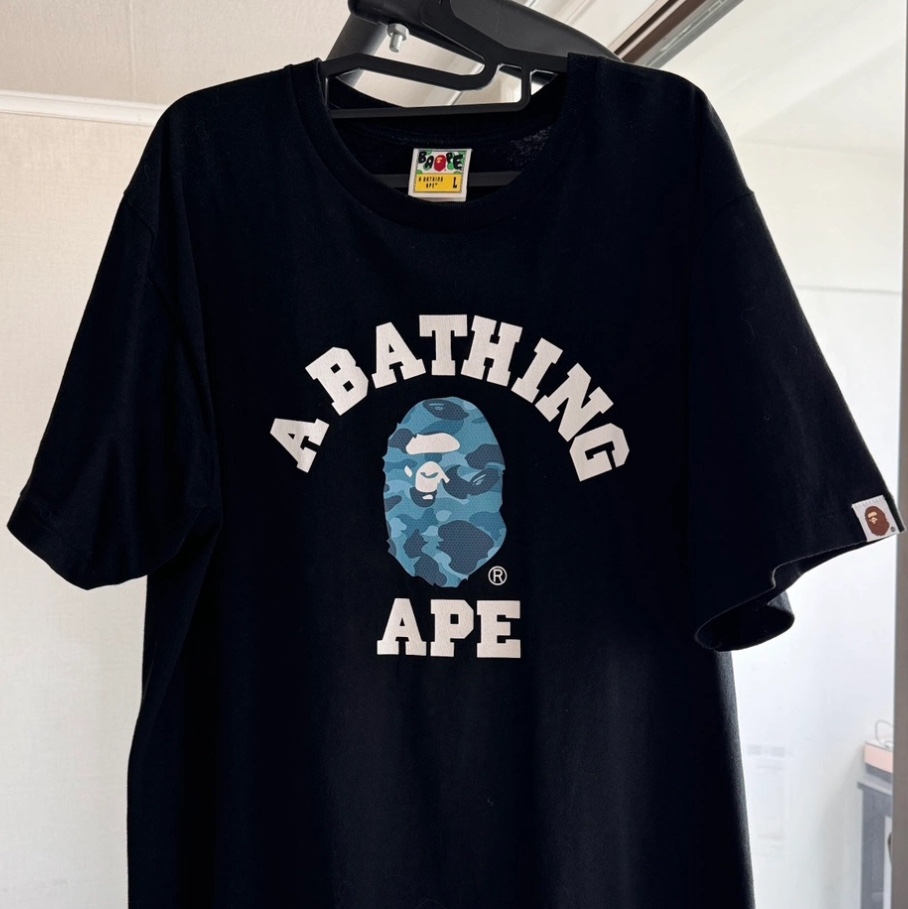 BAPE ABC Camo College T-Shirt Black Blue 착용 스타일