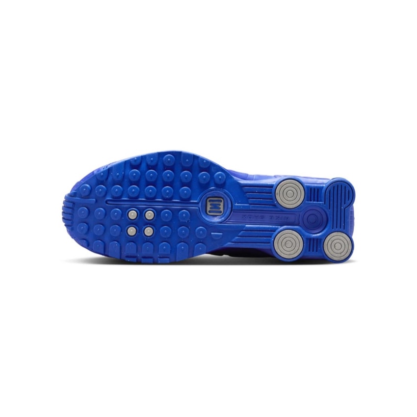 (W) Nike Shox R4 Racer Blue and Metallic Silver 착용 스타일 - 4
