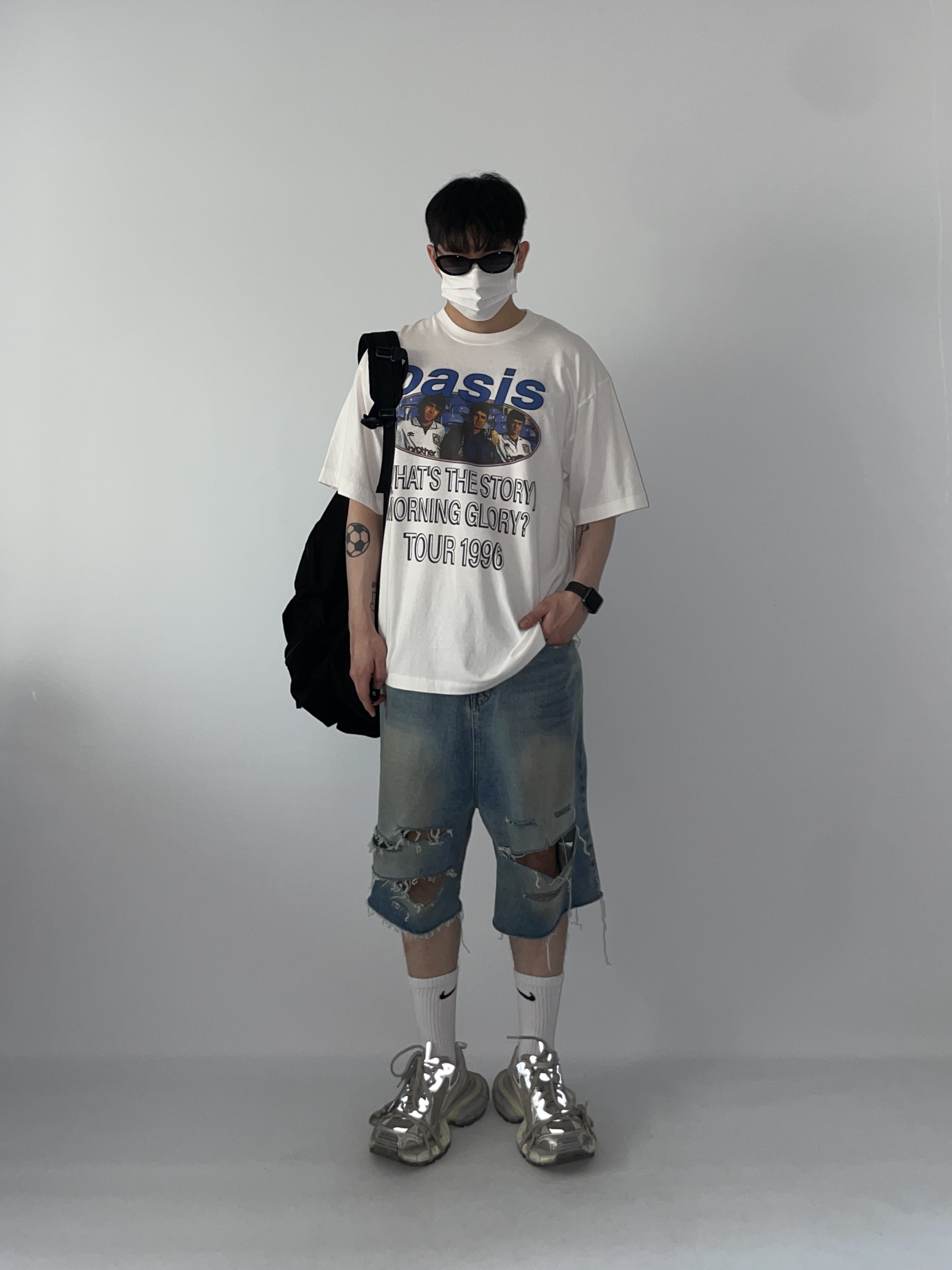 Balenciaga 3XL Sneakers Light Beige 착용 스타일 - 1