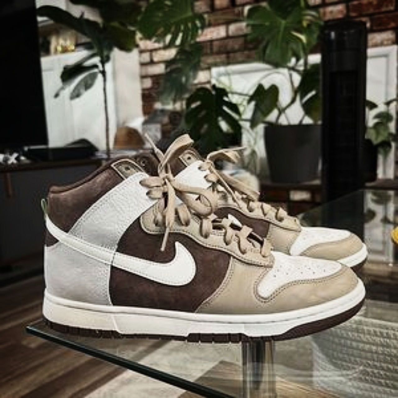 Nike Dunk High Retro PRM Light Chocolate 착용 스타일