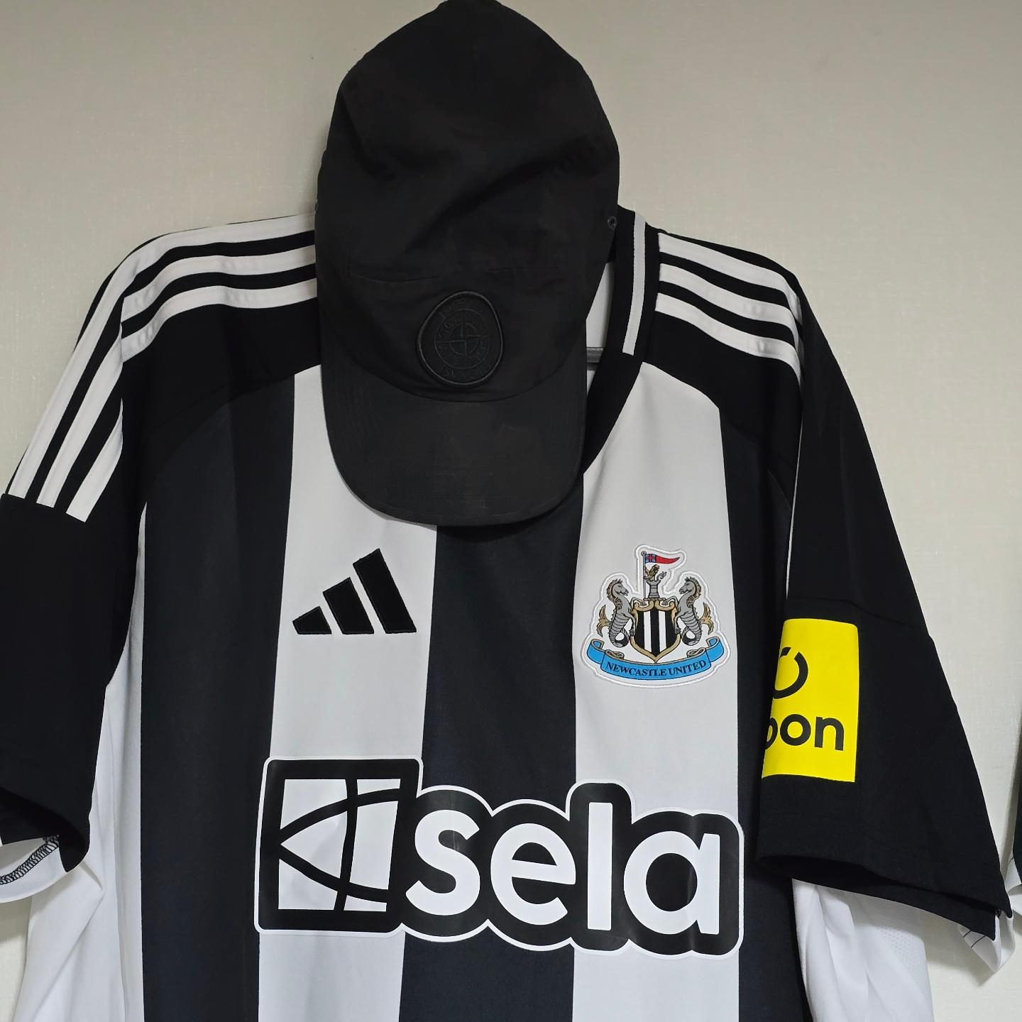Adidas Newcastle United FC 2024/25 Home Jersey Black White - KR Sizing (Non Marking Ver.) 착용 스타일 - 3