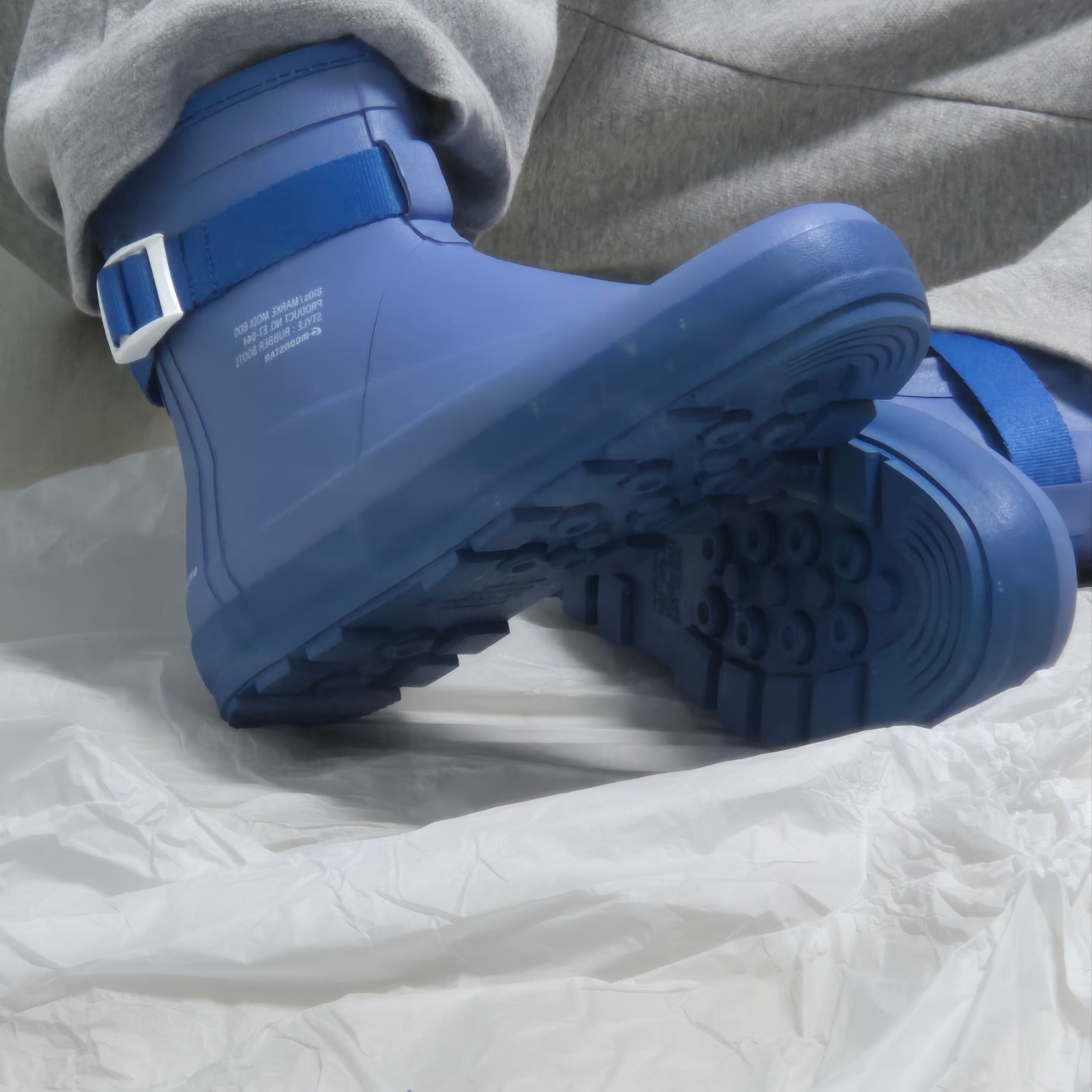 Moonstar x Birthdaysuit 810s ET044 Marke Modi Blue 착용 스타일 - 1
