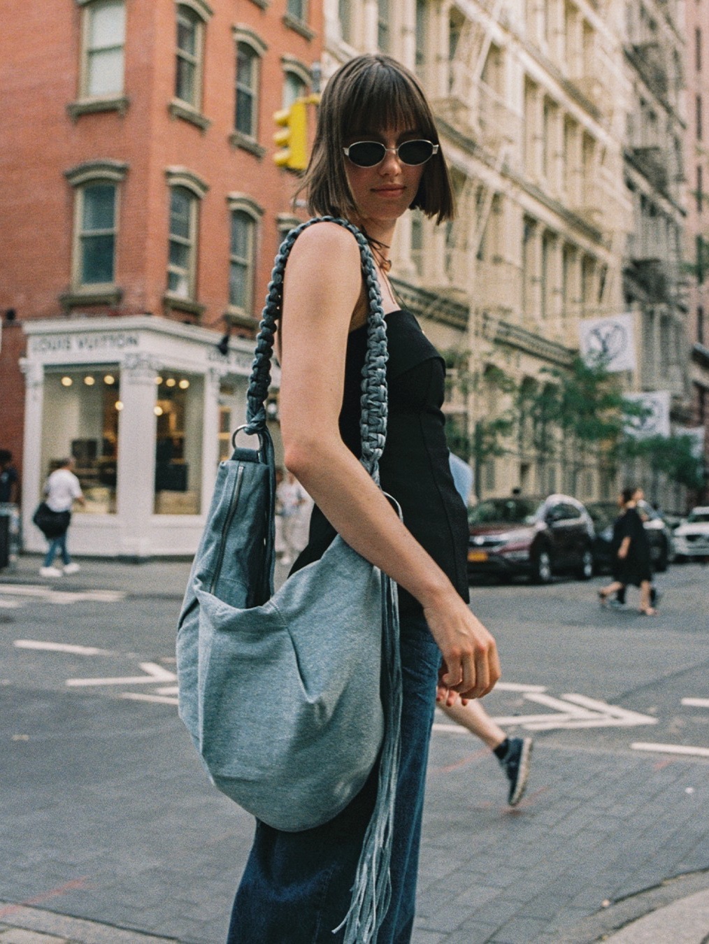 Holzweiler Women Cocoon Micro Bag Light Green, Holzweiler Women Cocoon Micro Bag Ecru 착용 스타일 - 9