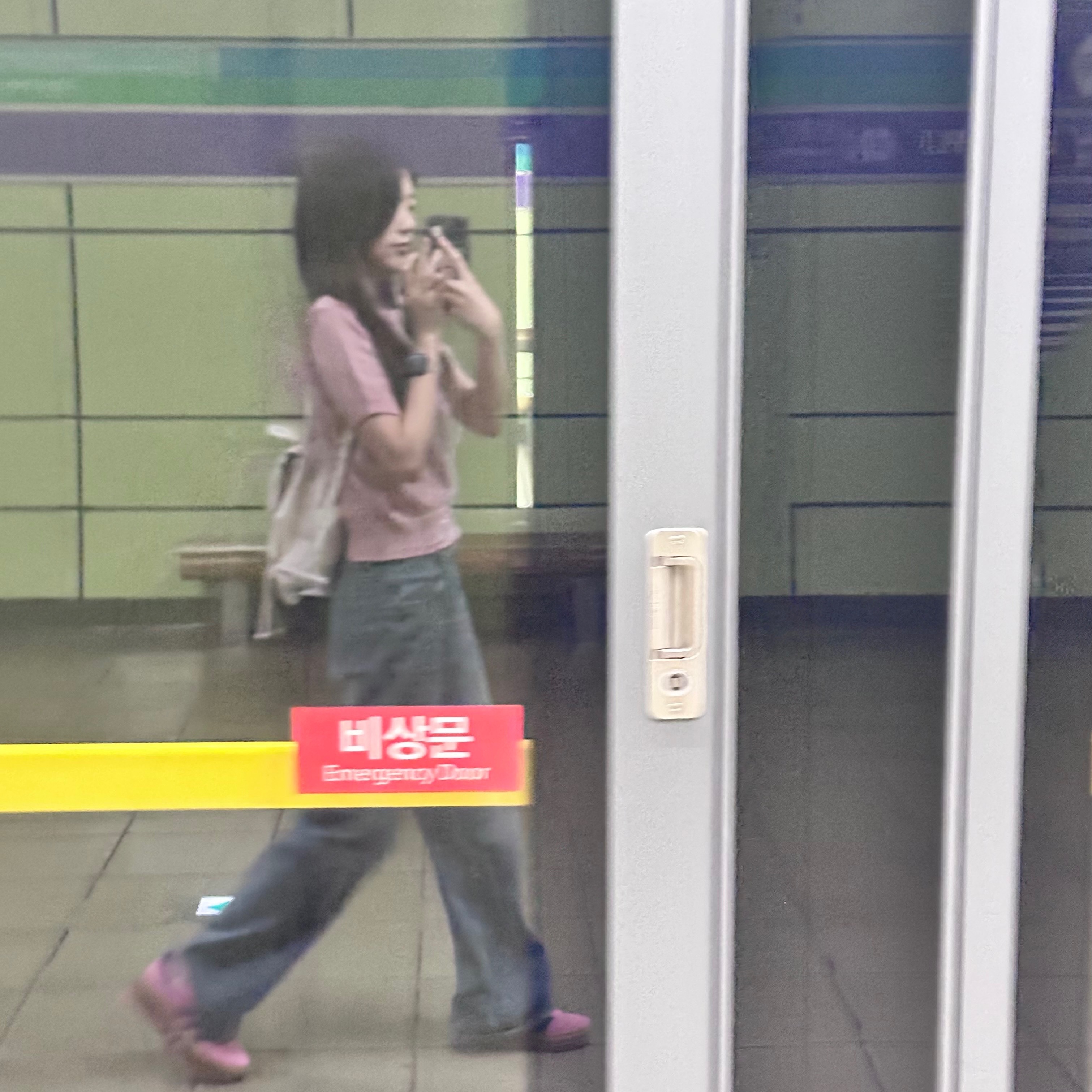 (W) Adidas Gazelle Bold Pink Glow Victory Blue 착용 스타일 - 2