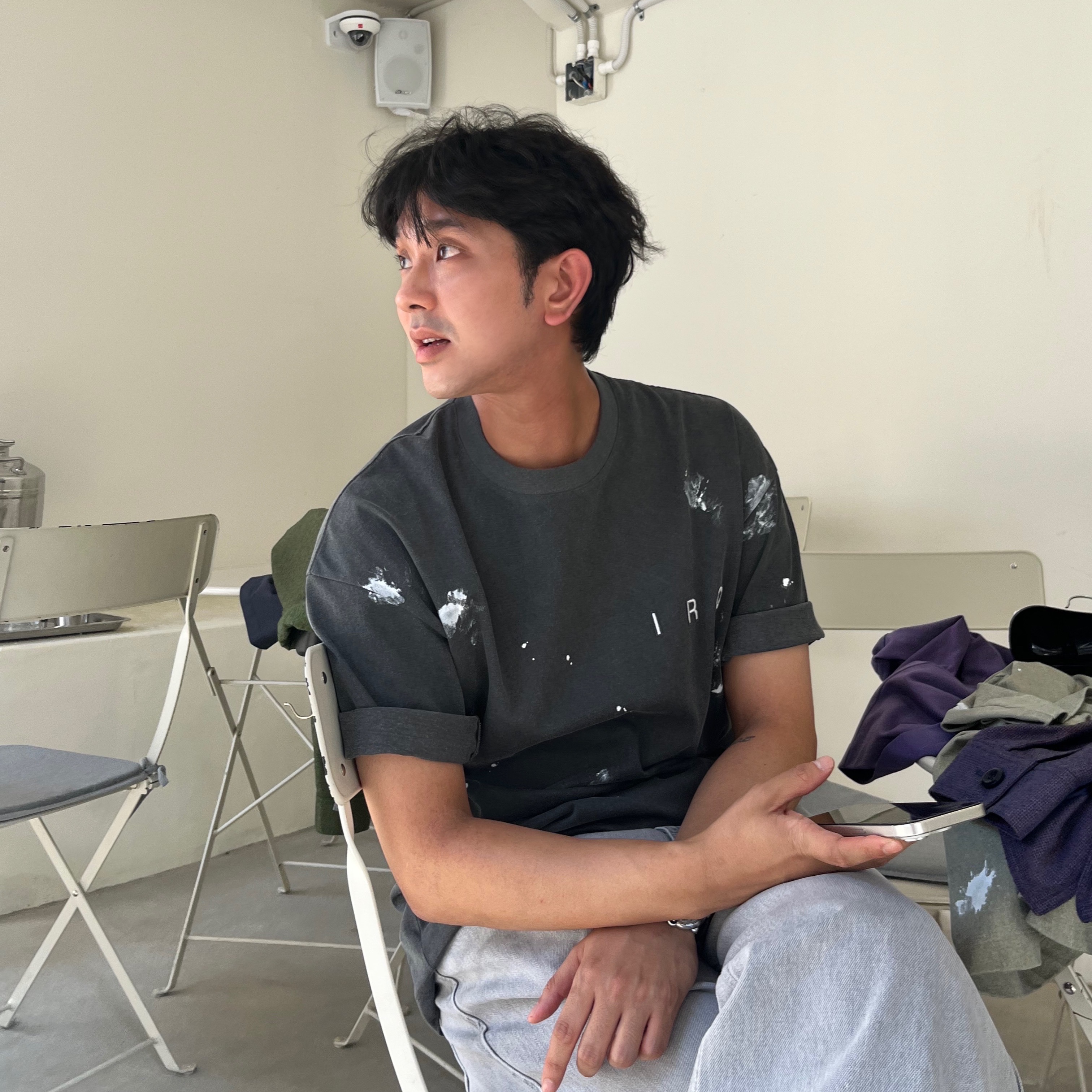 Iro Paint Printing Logo Short Sleeves T-Shirt Black, Birkenstock Boston Suede Leather Taupe - Regular 착용 스타일 - 2