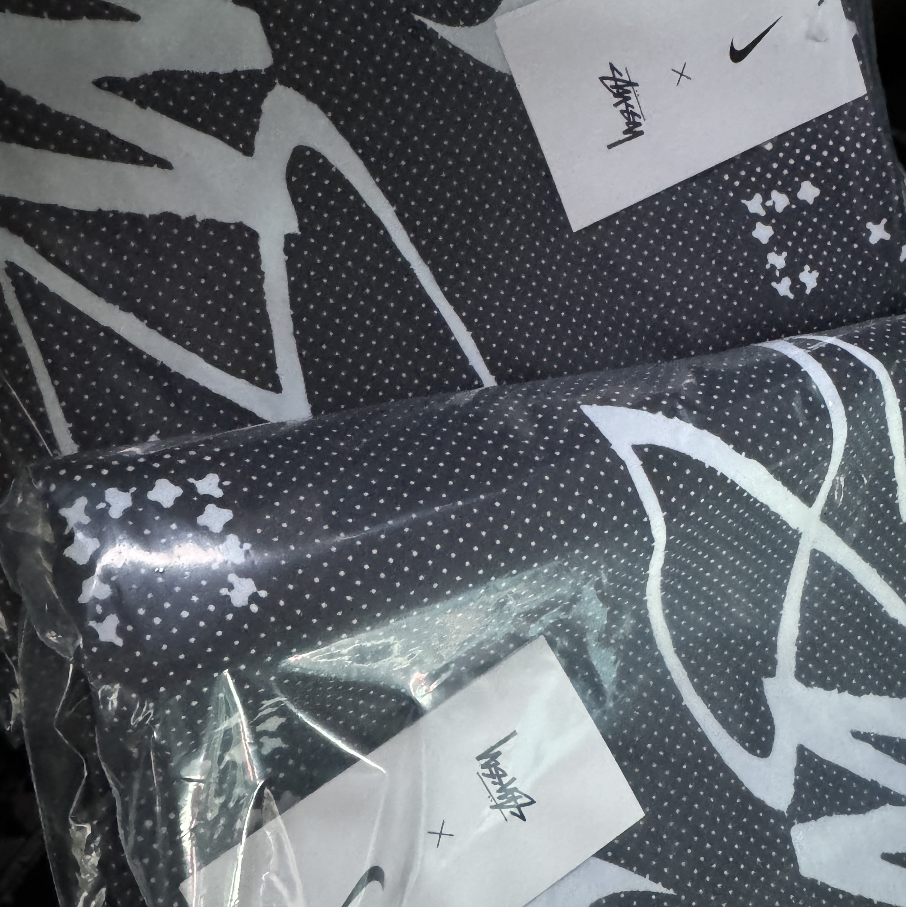 Nike x Stussy Towel Black 착용 스타일