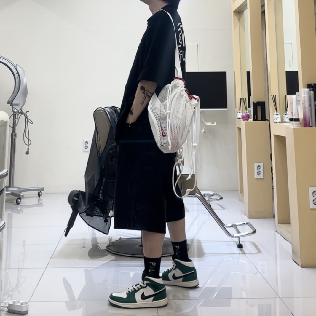 Supreme Script Baggy Denim Short Washed Black - 24SS, Jordan 1 Mid Pine Green 착용 스타일 - 1